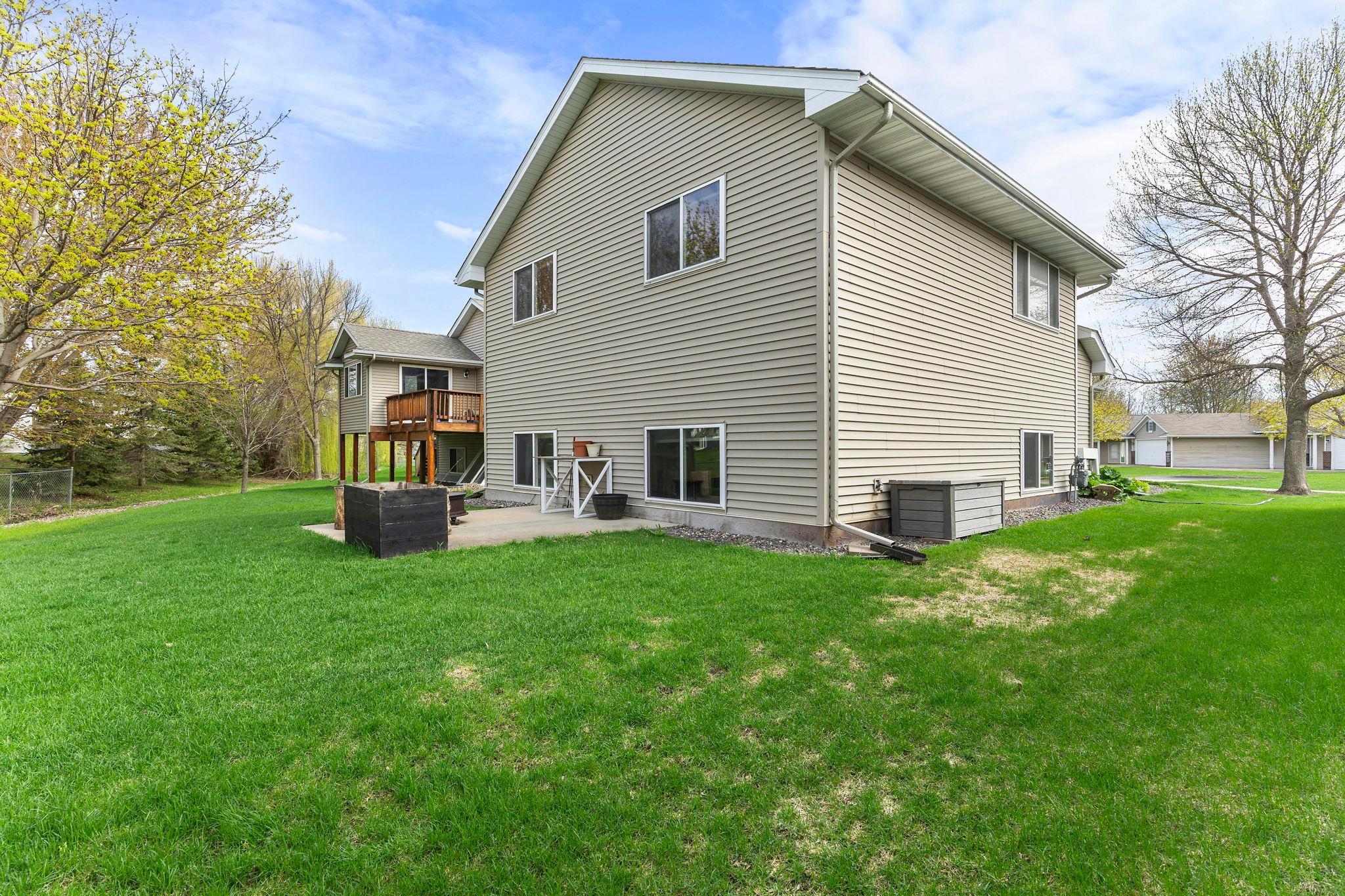 main property photo 35