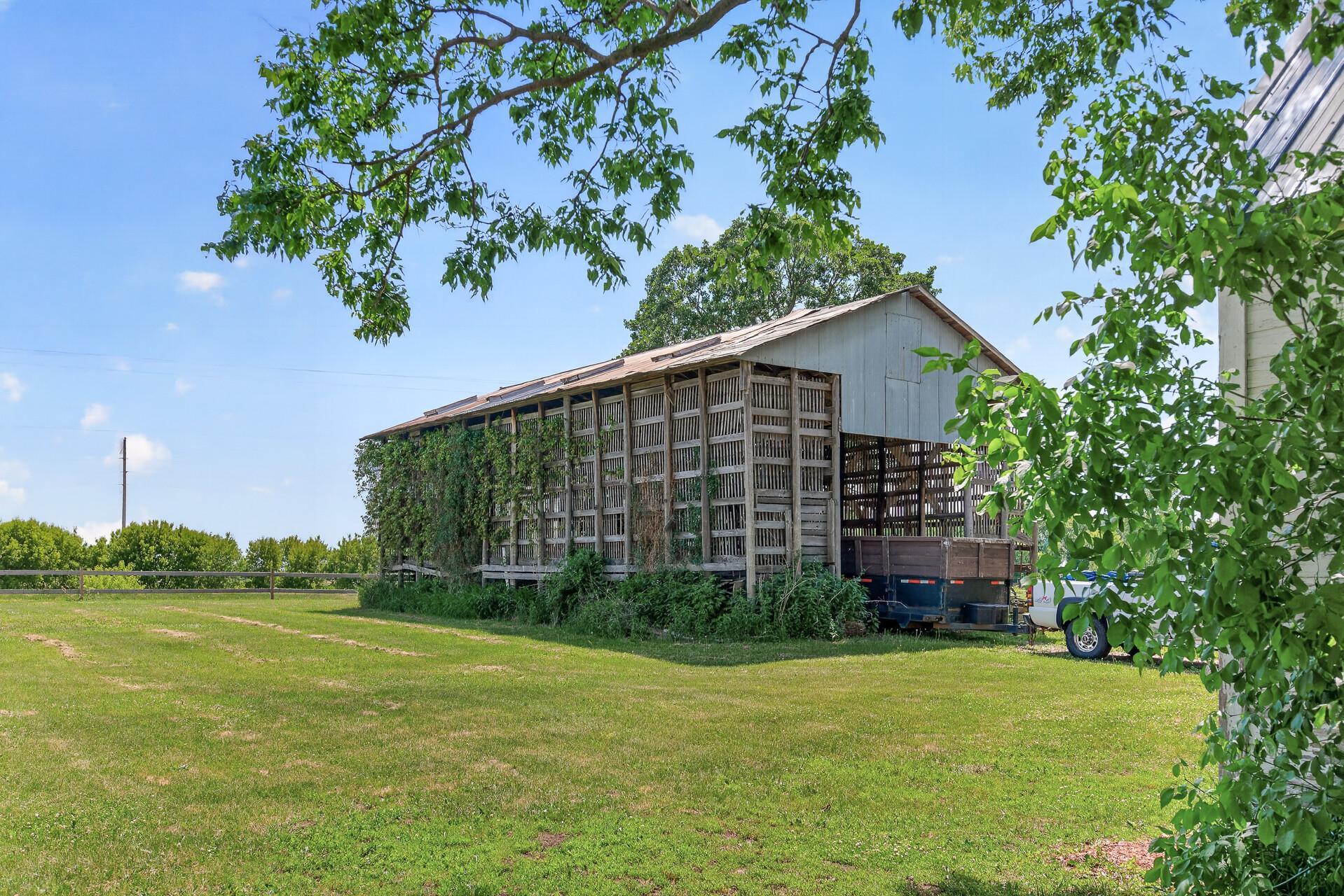 main property photo 15
