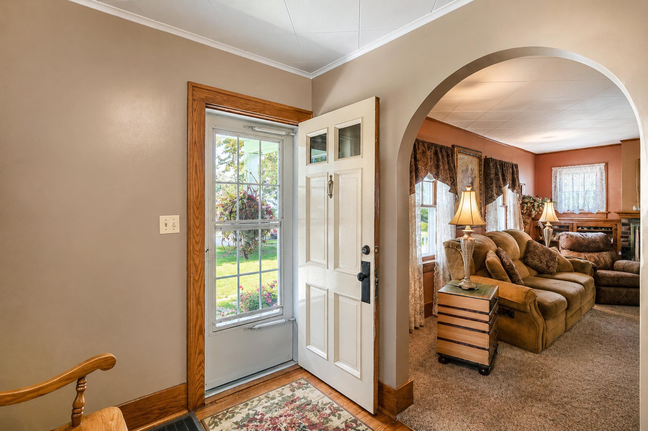 main property photo 9