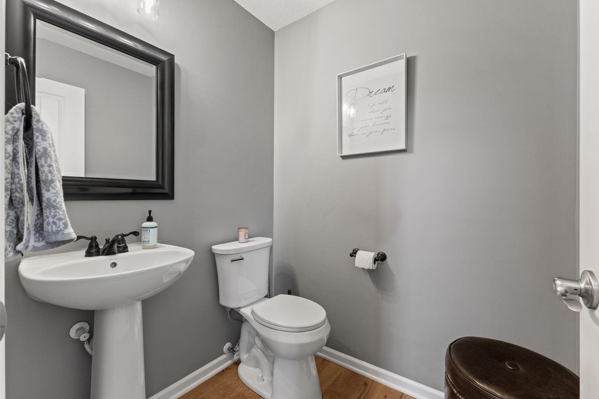 main property photo 12