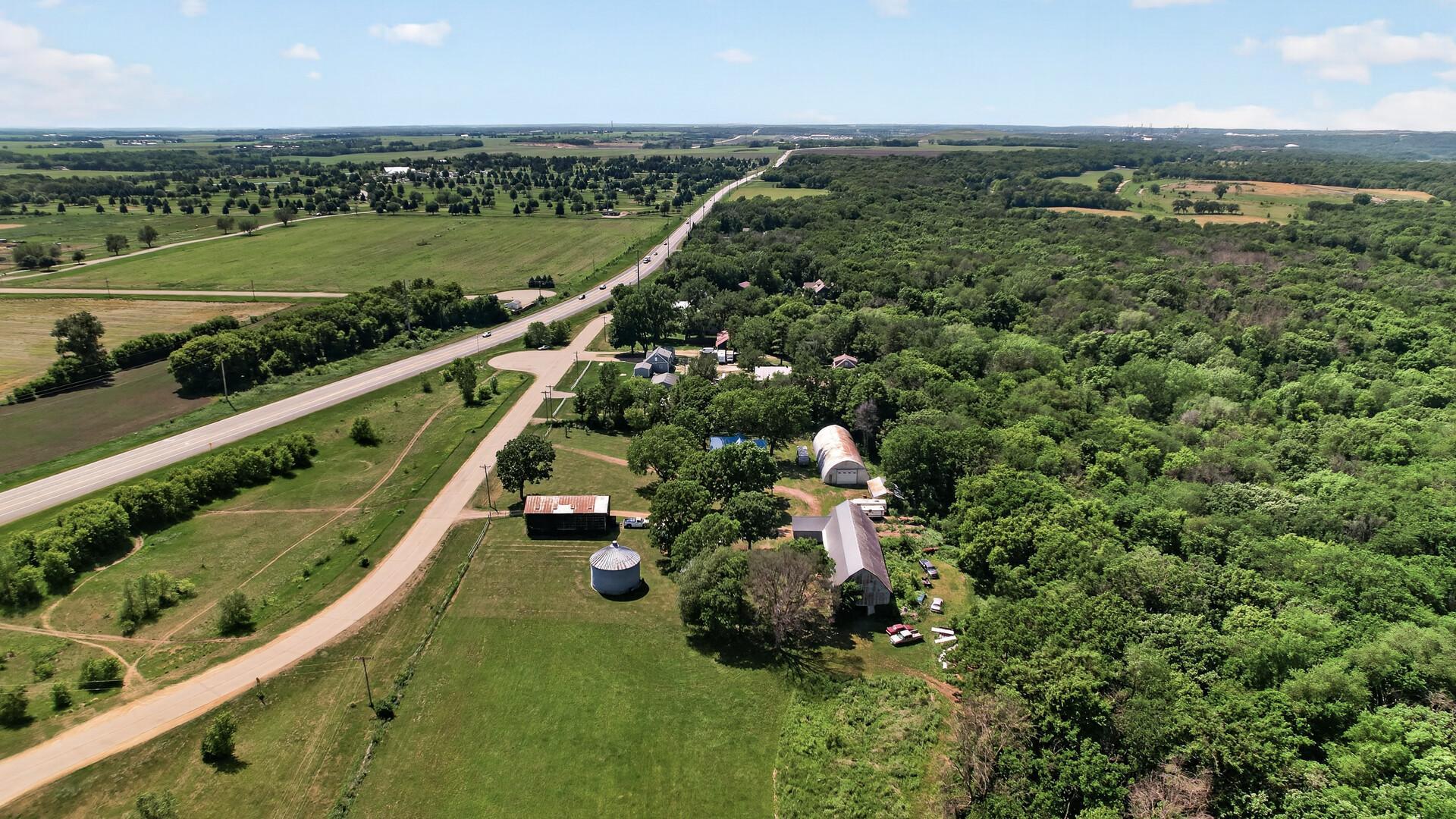 main property photo 34