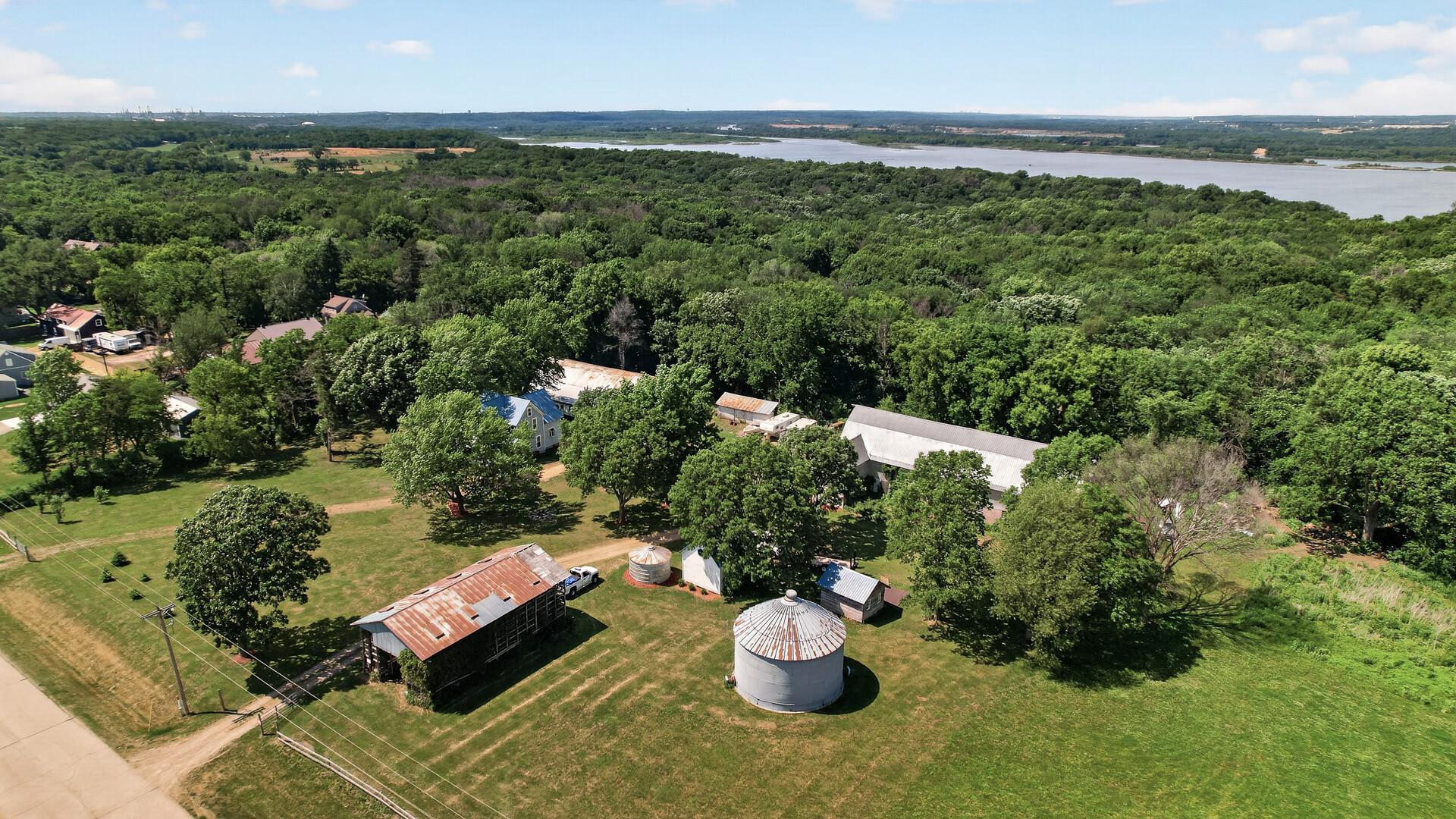 main property photo 47