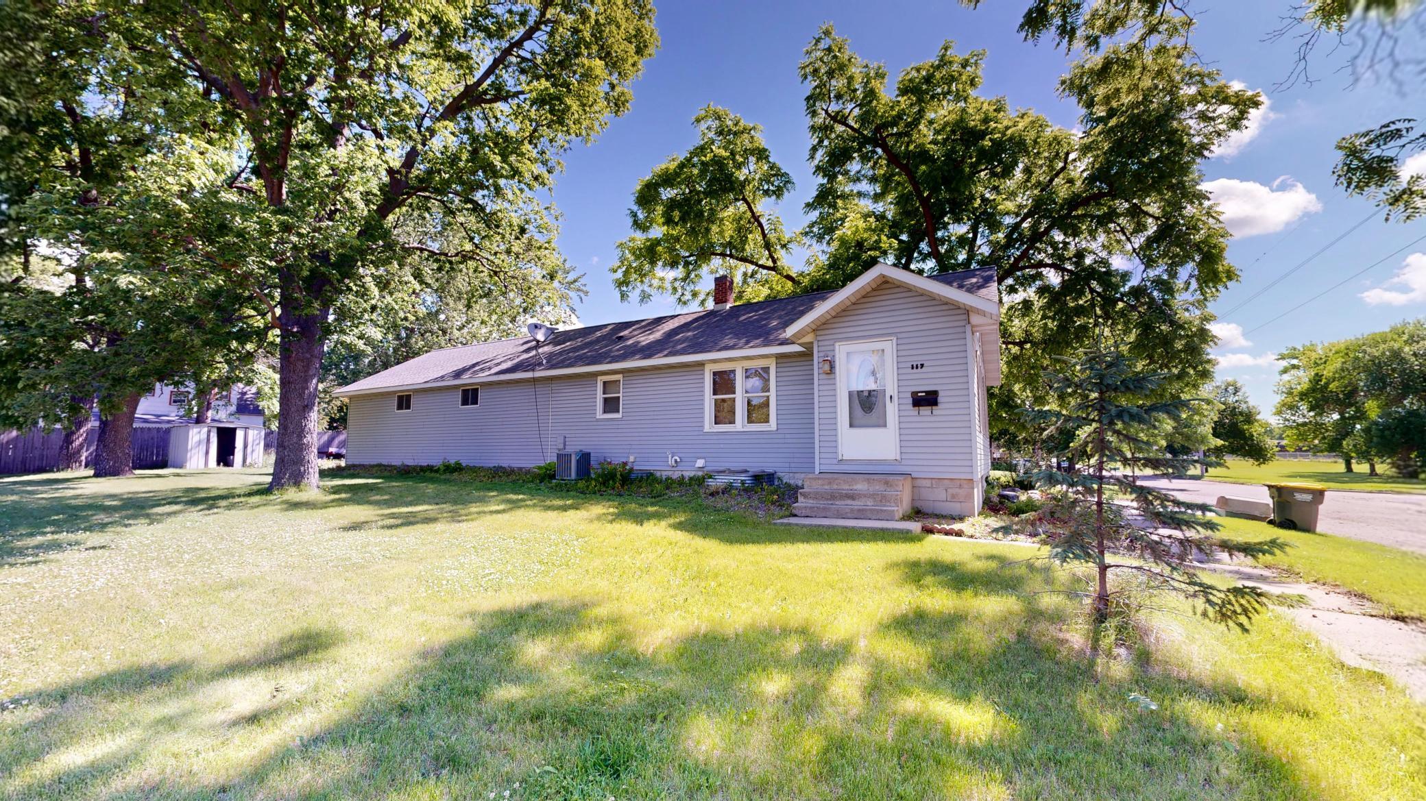 main property photo 28