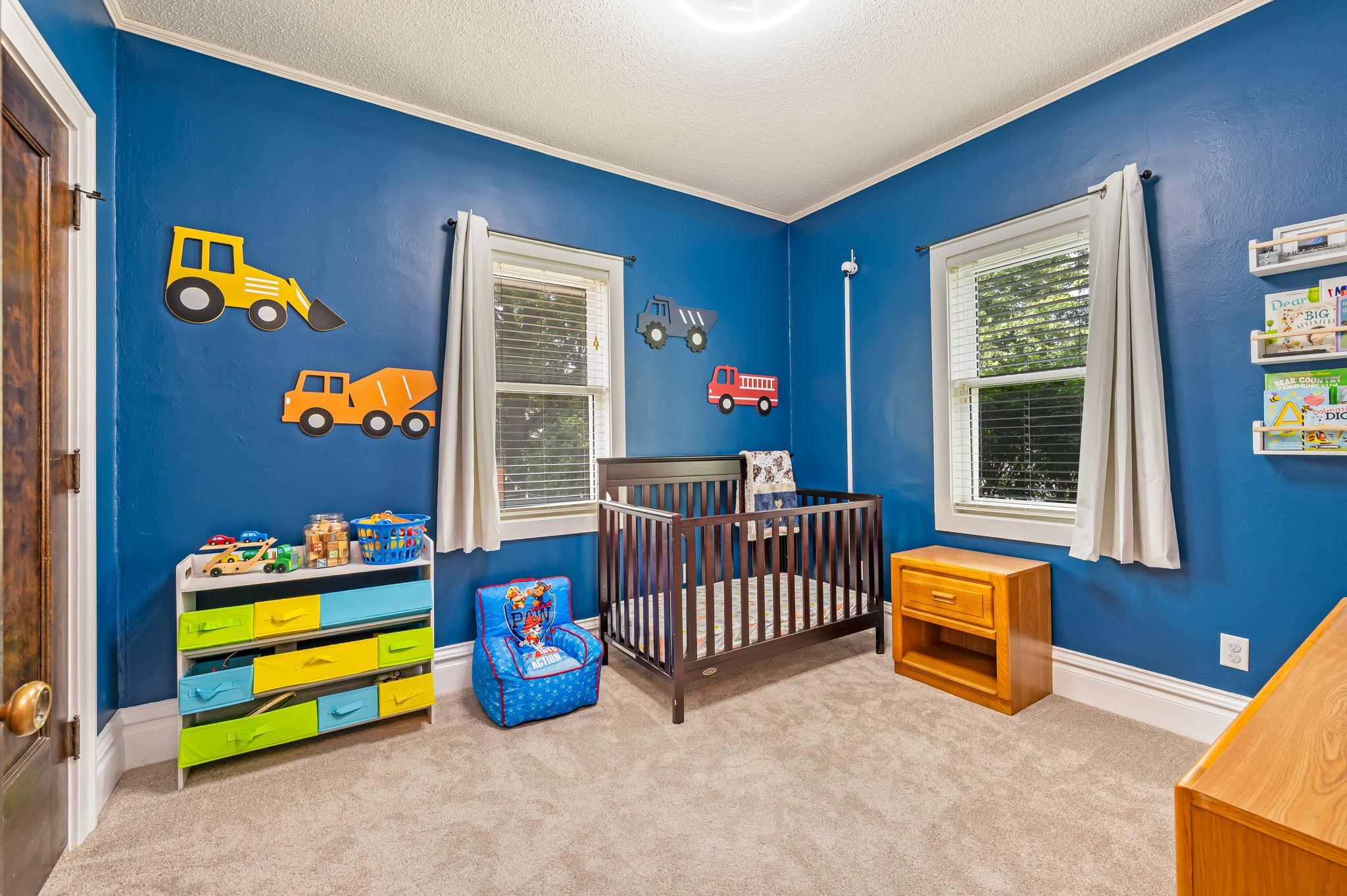 main property photo 13