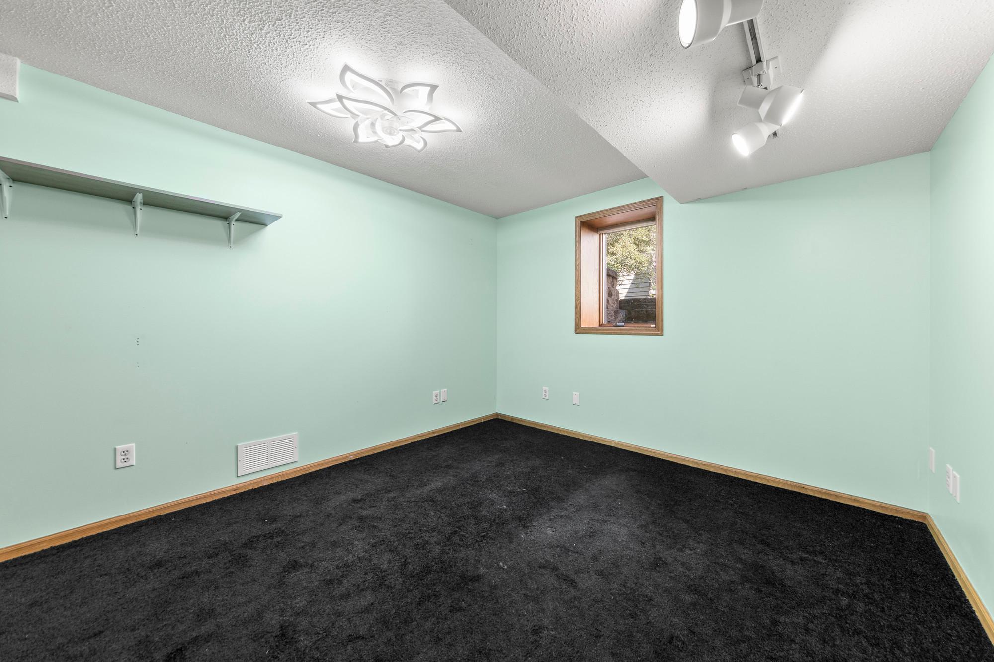 main property photo 65