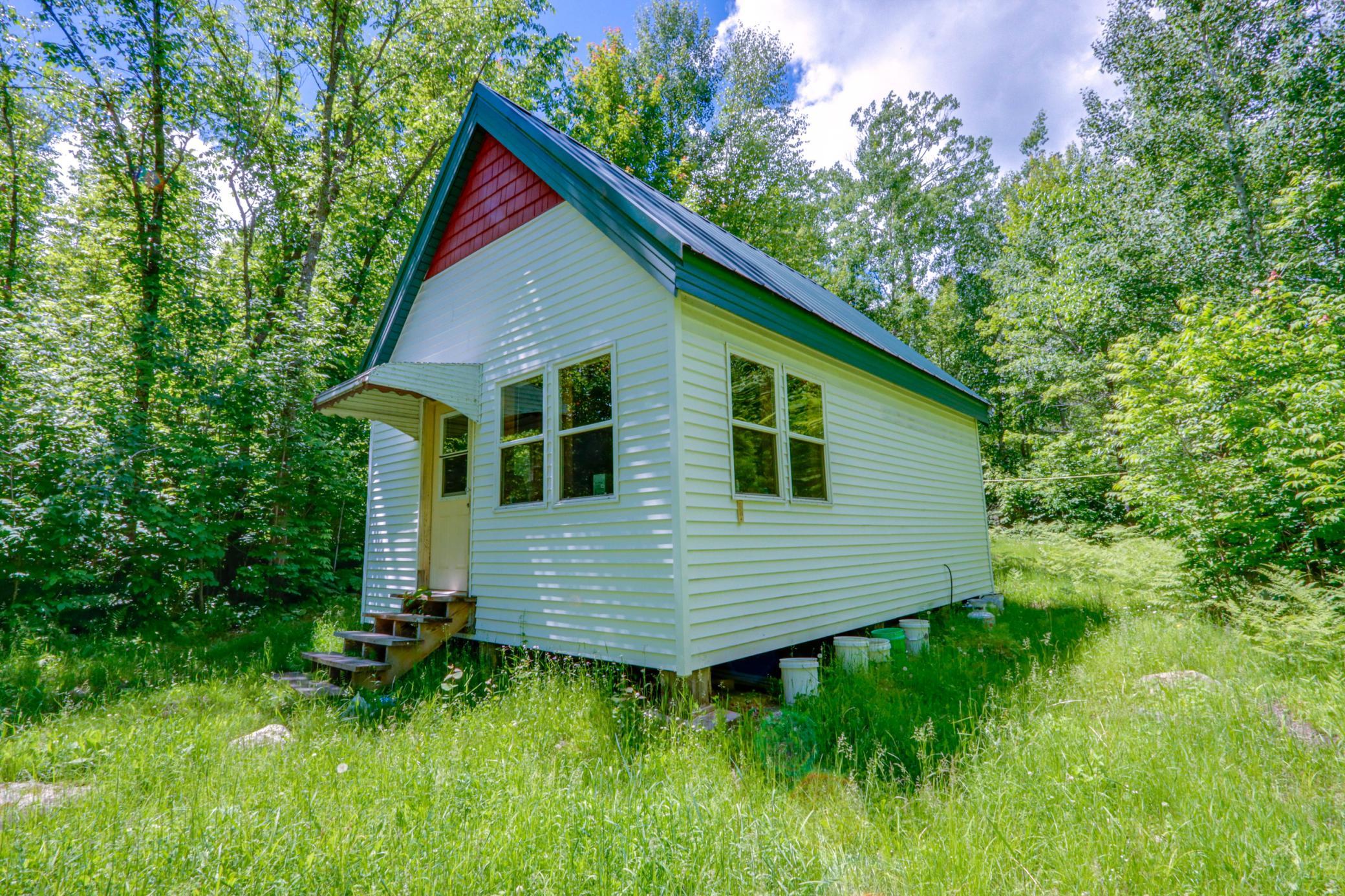 main property photo 10