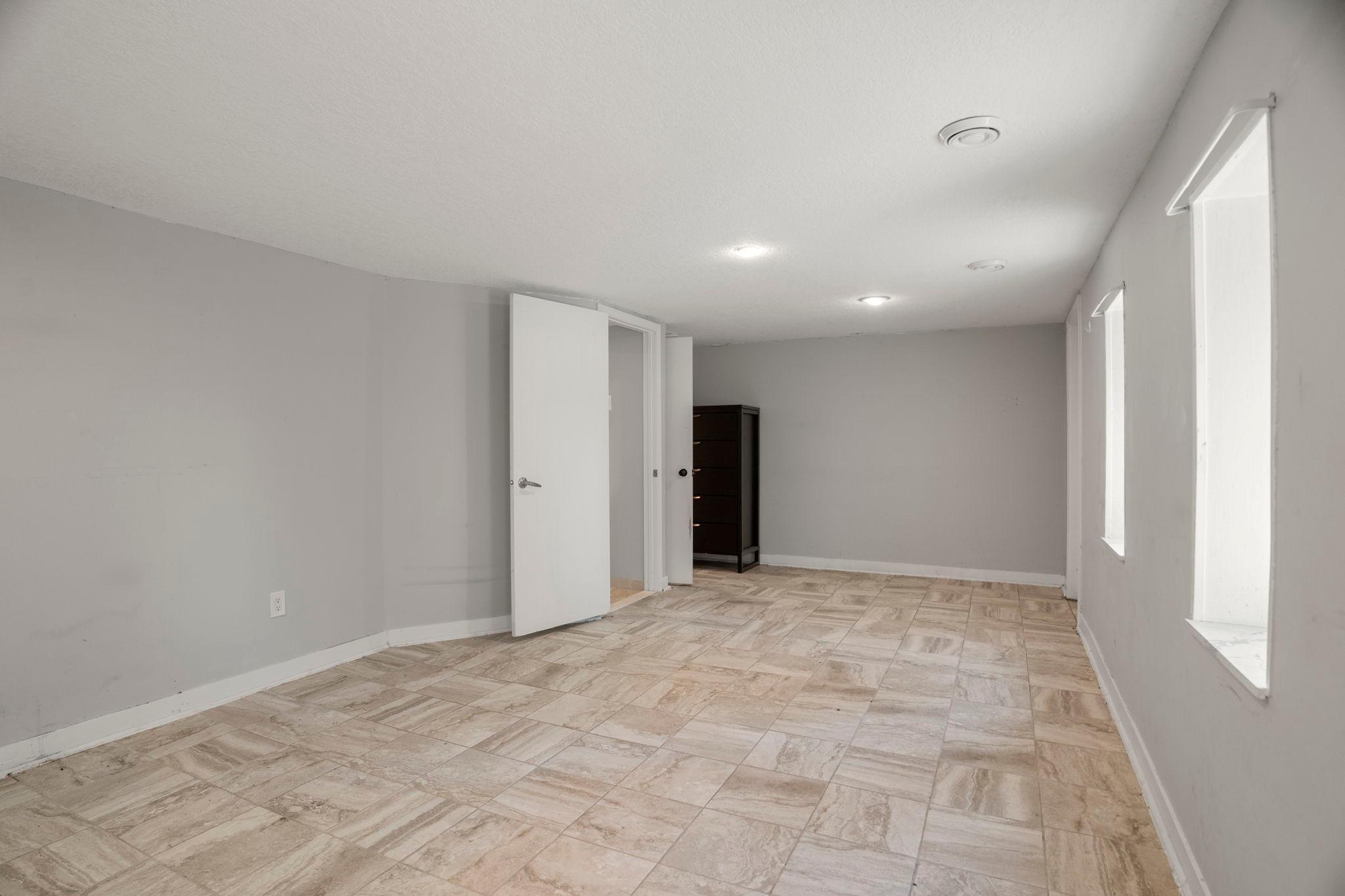 main property photo 65