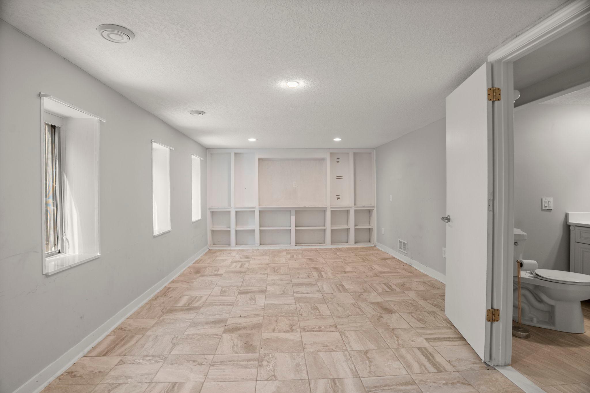 main property photo 66