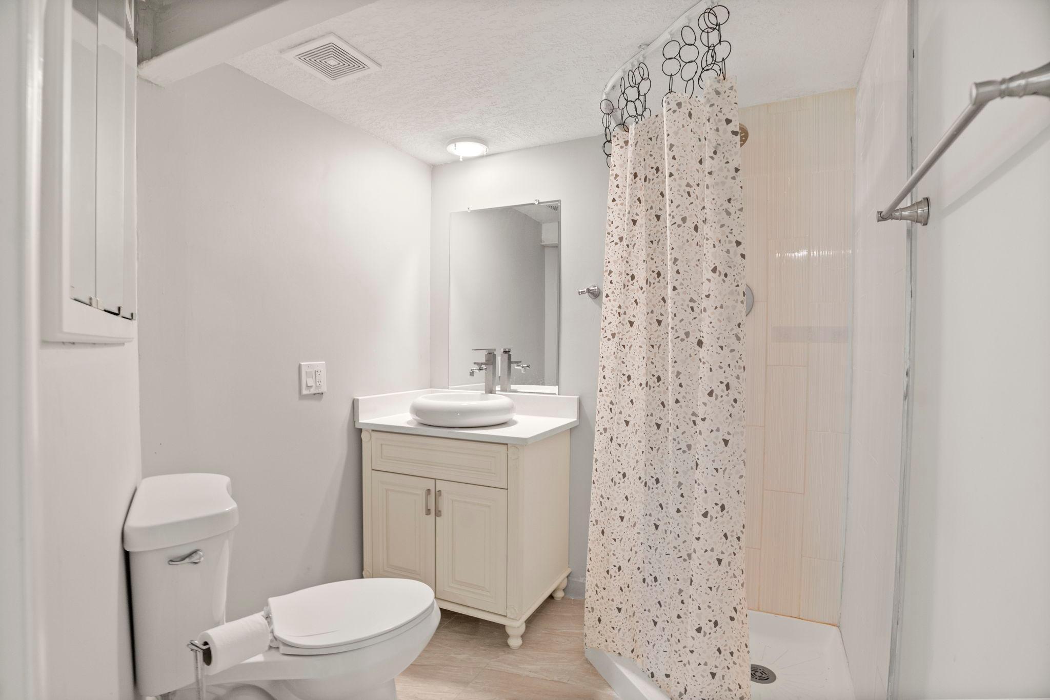 main property photo 74