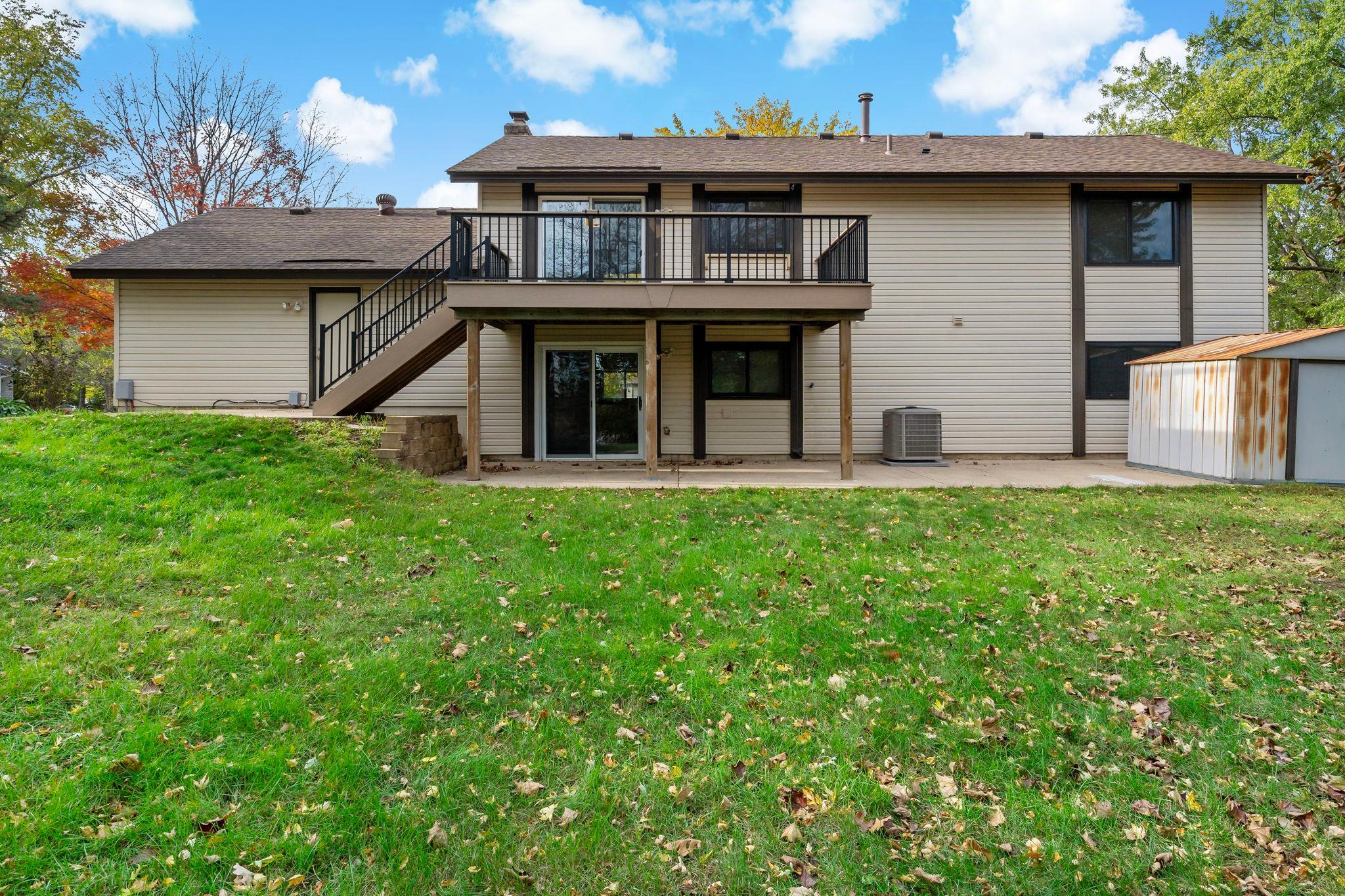 main property photo 12