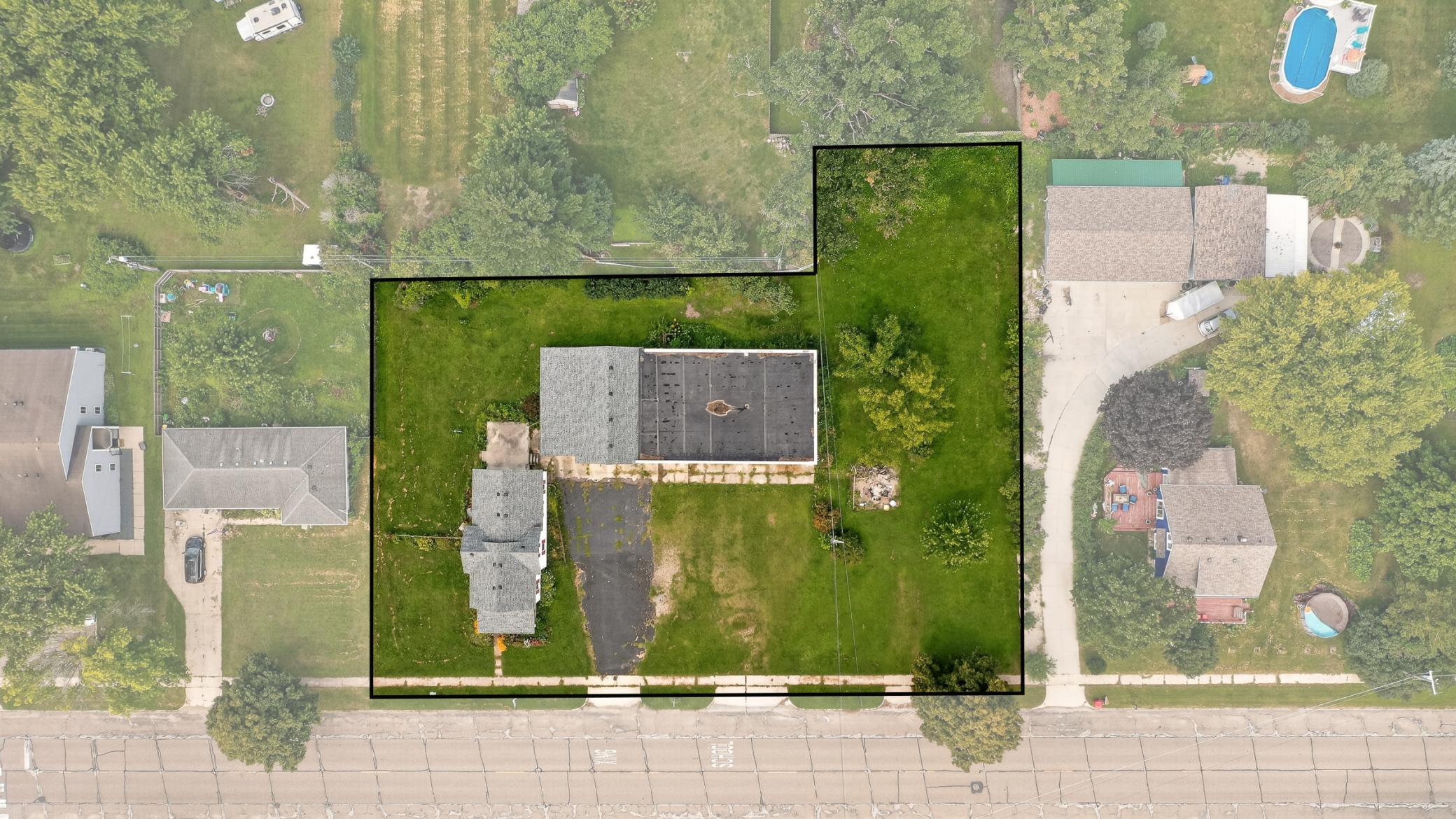main property photo 7