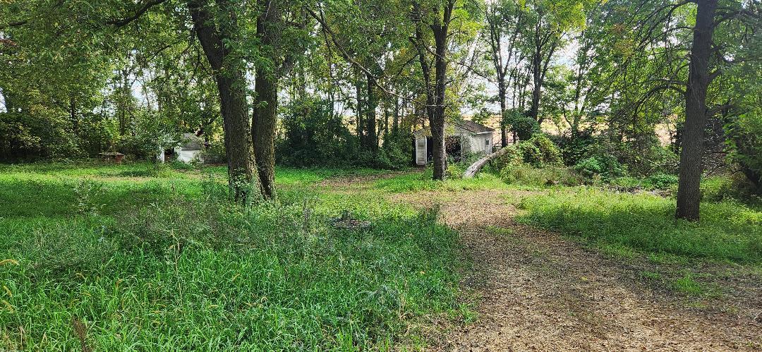 main property photo 40