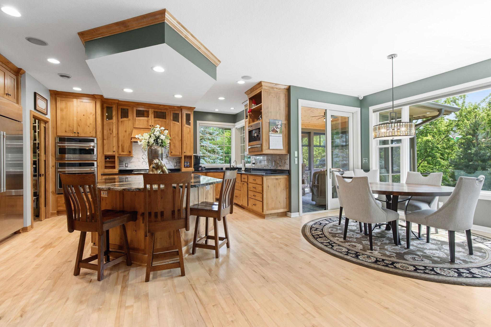 main property photo 16
