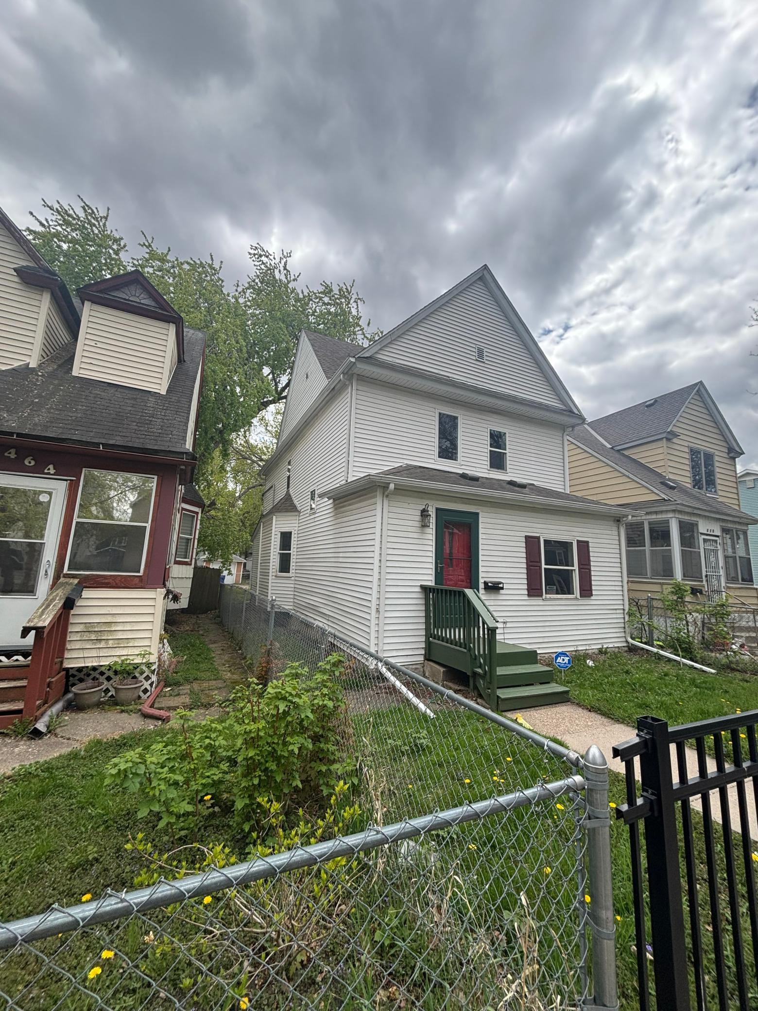 main property photo 17