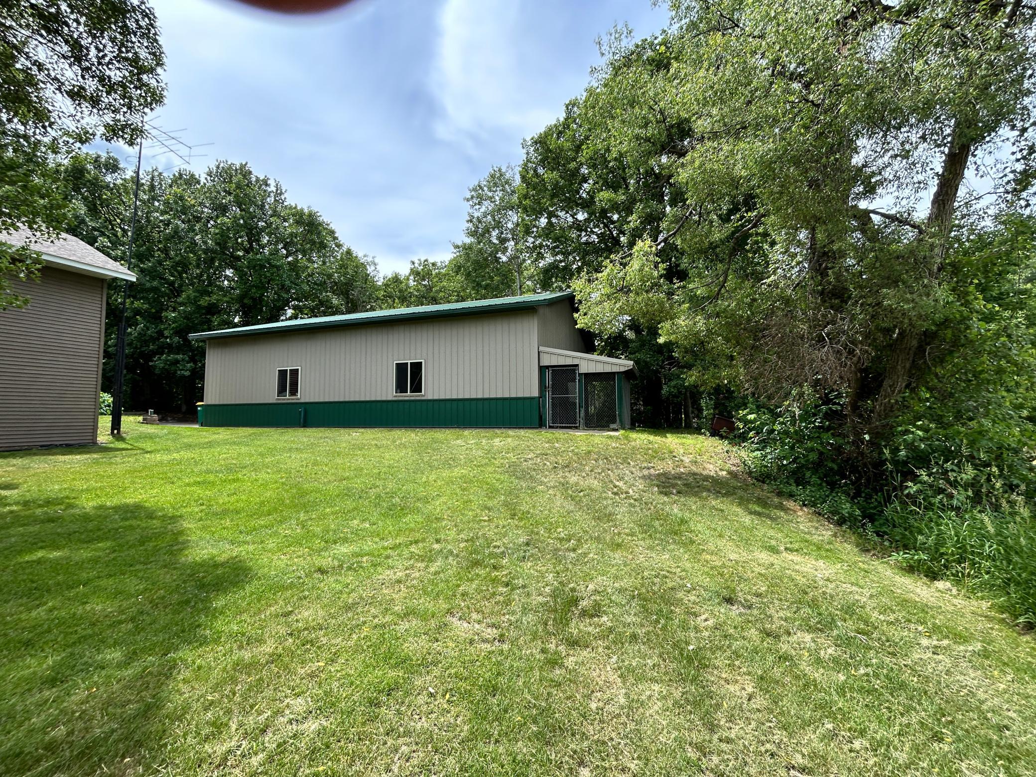 main property photo 24