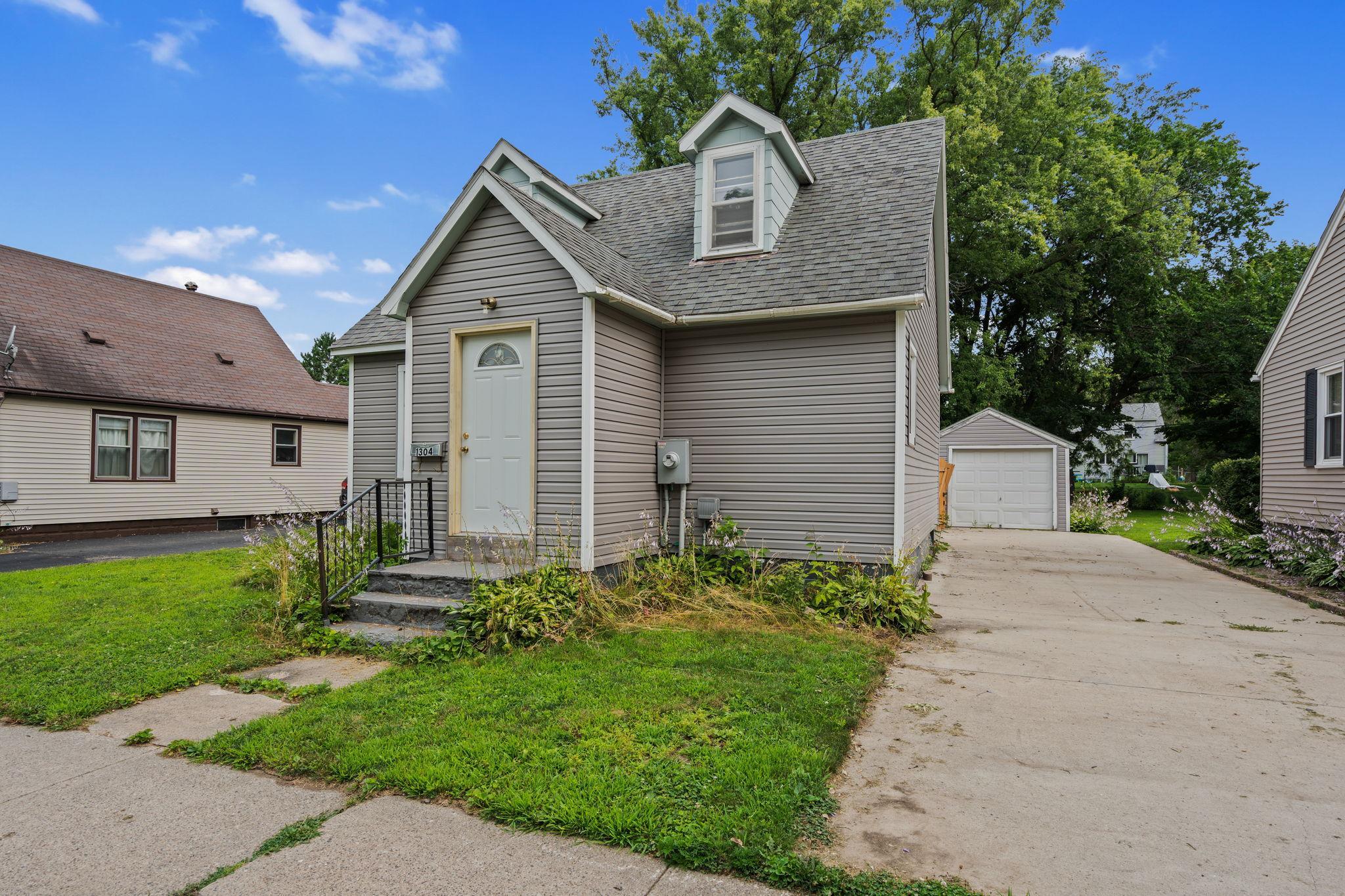 main property photo 2