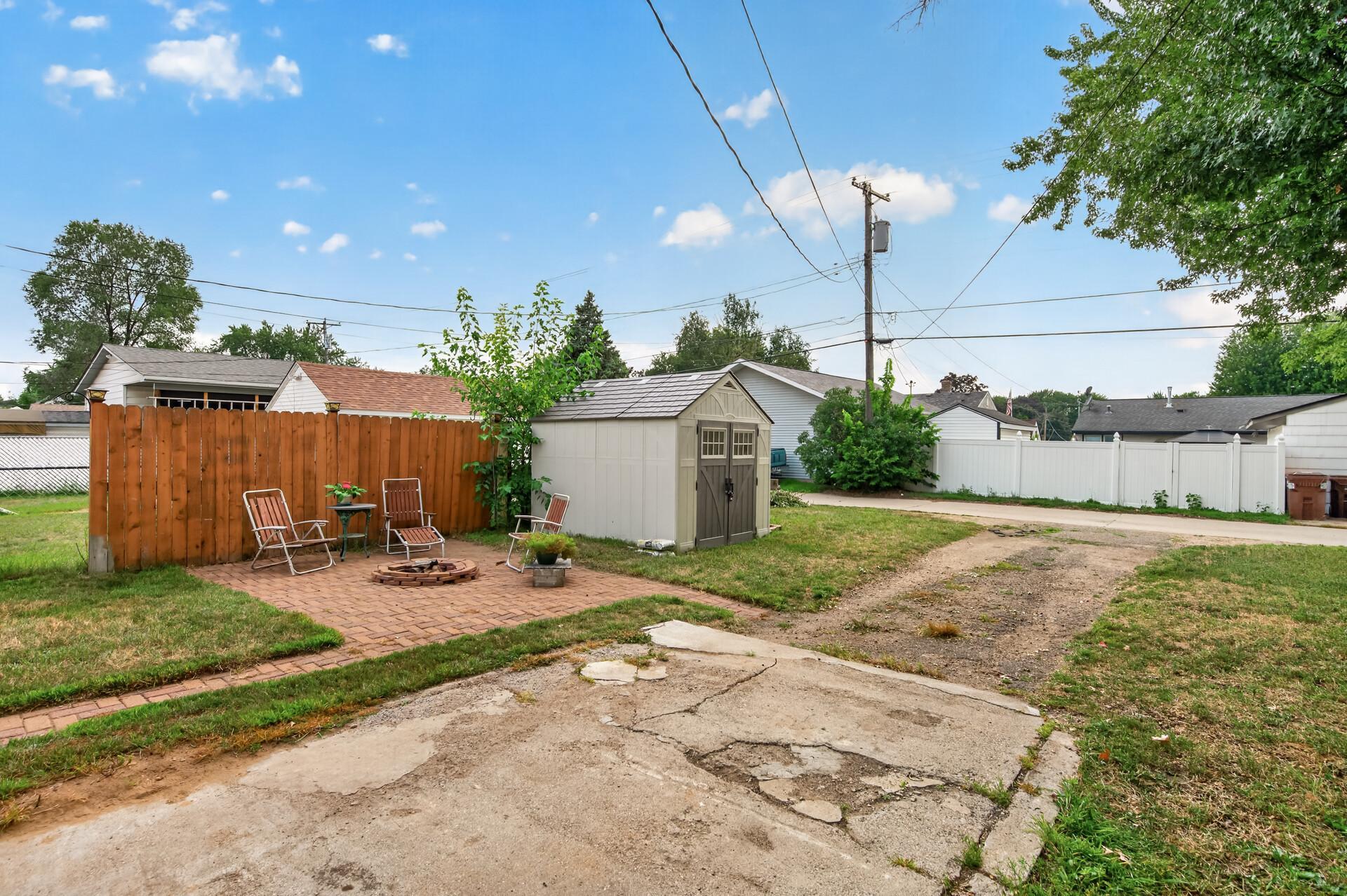 main property photo 29