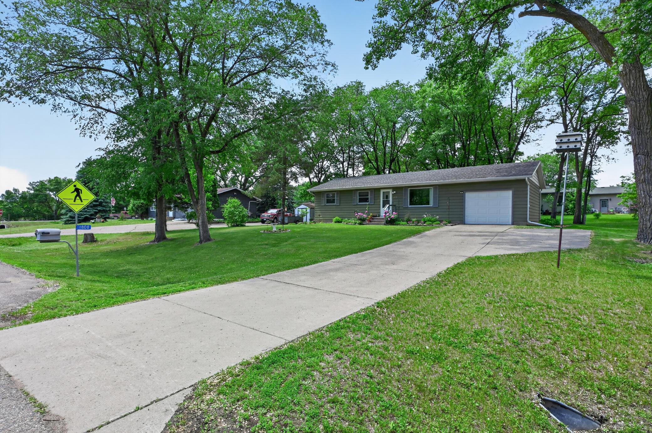 main property photo 6