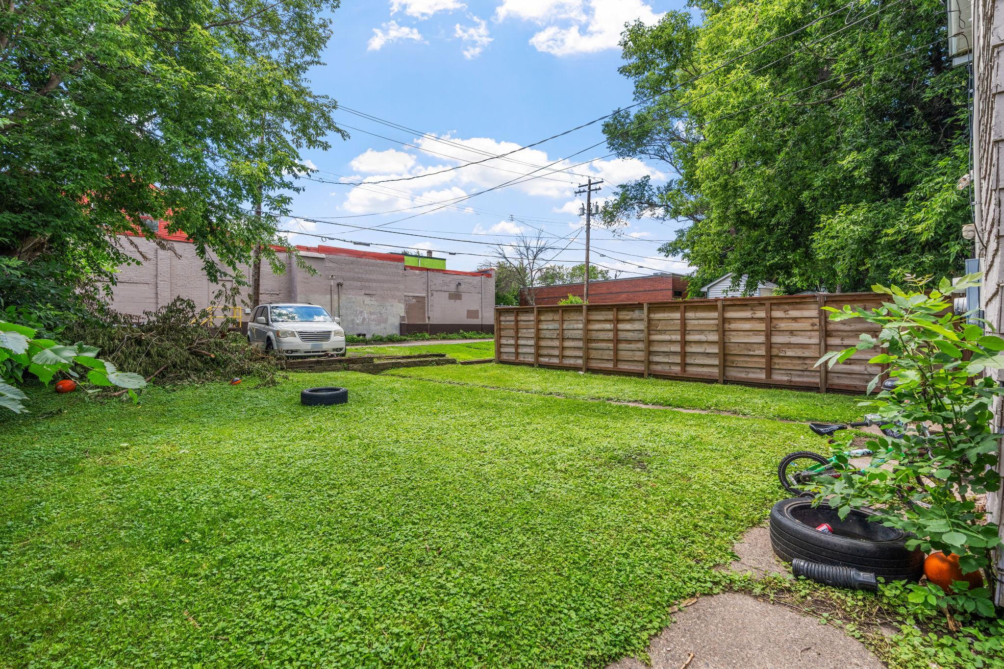 main property photo 26
