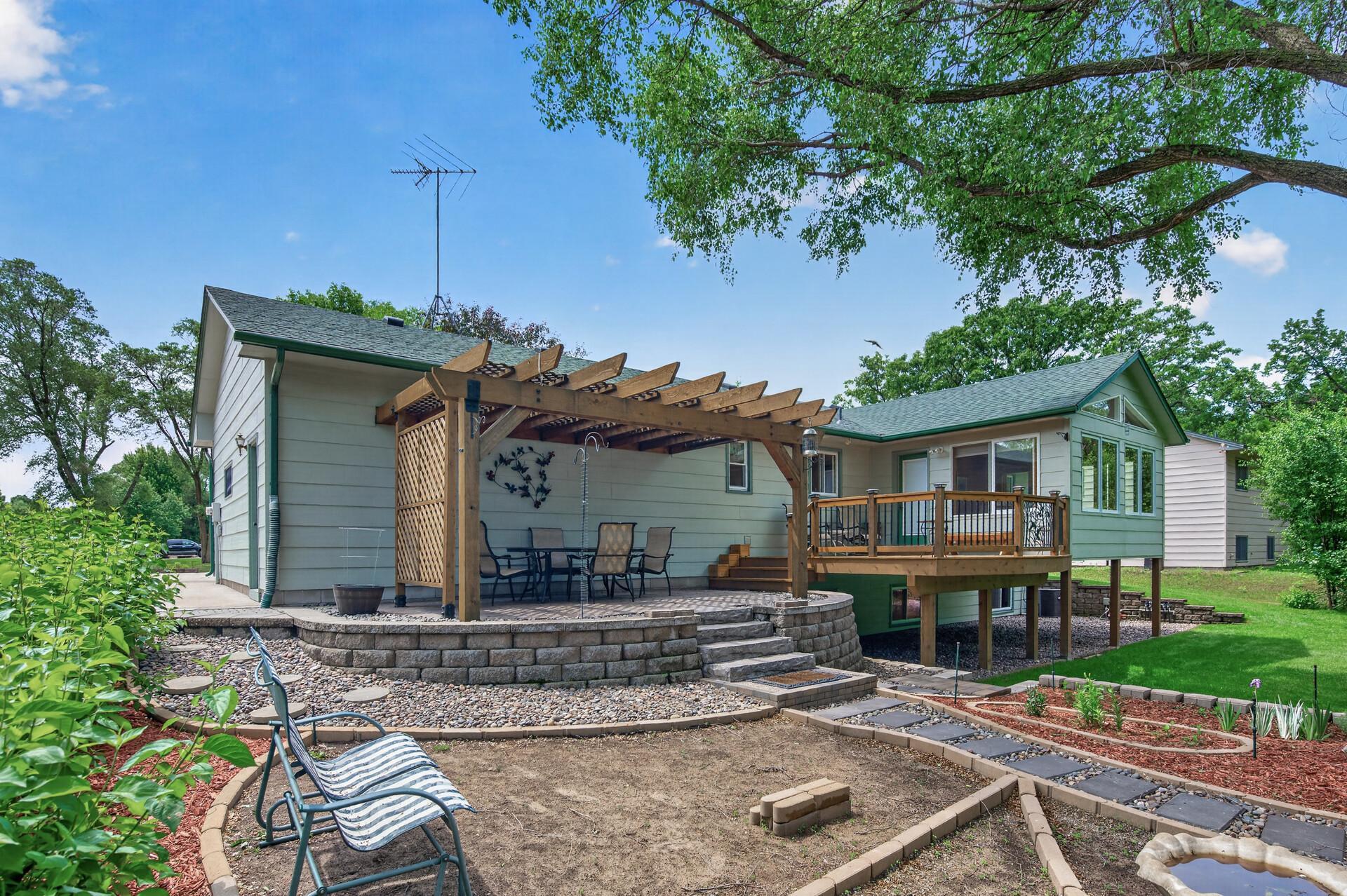 main property photo 39