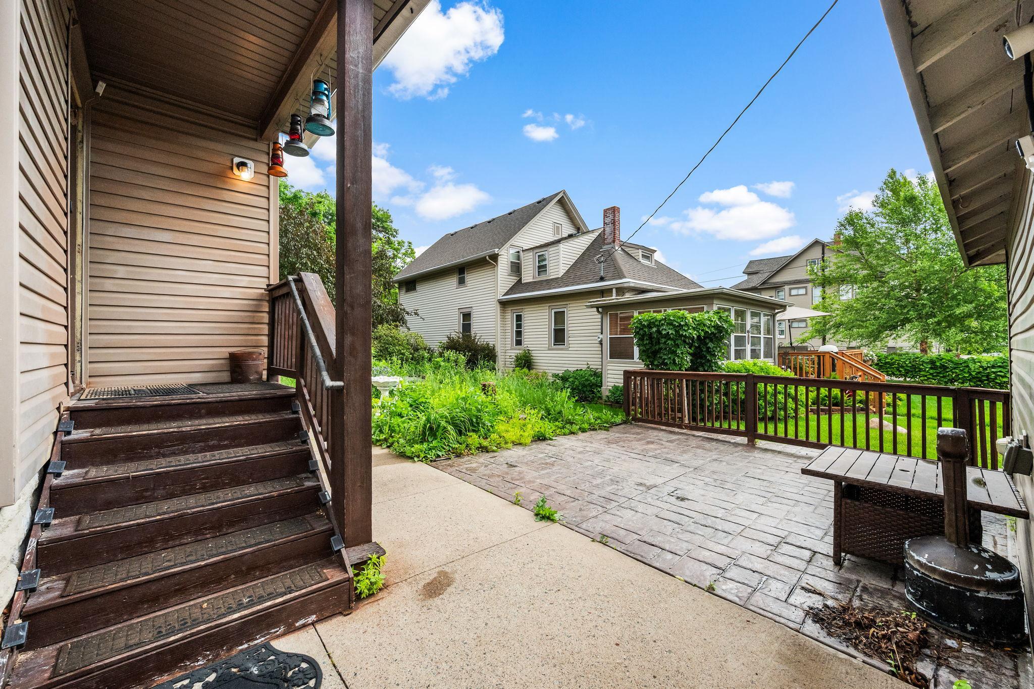 main property photo 15