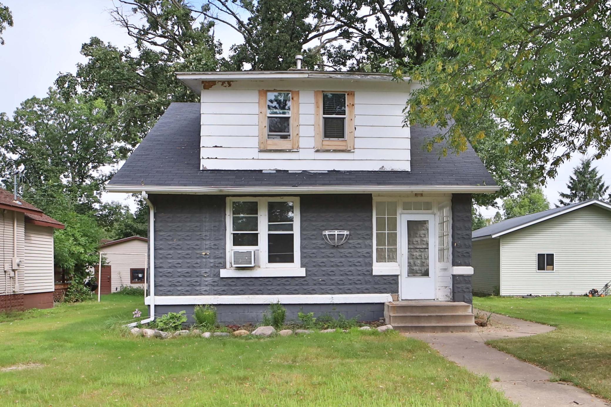 main property photo 41