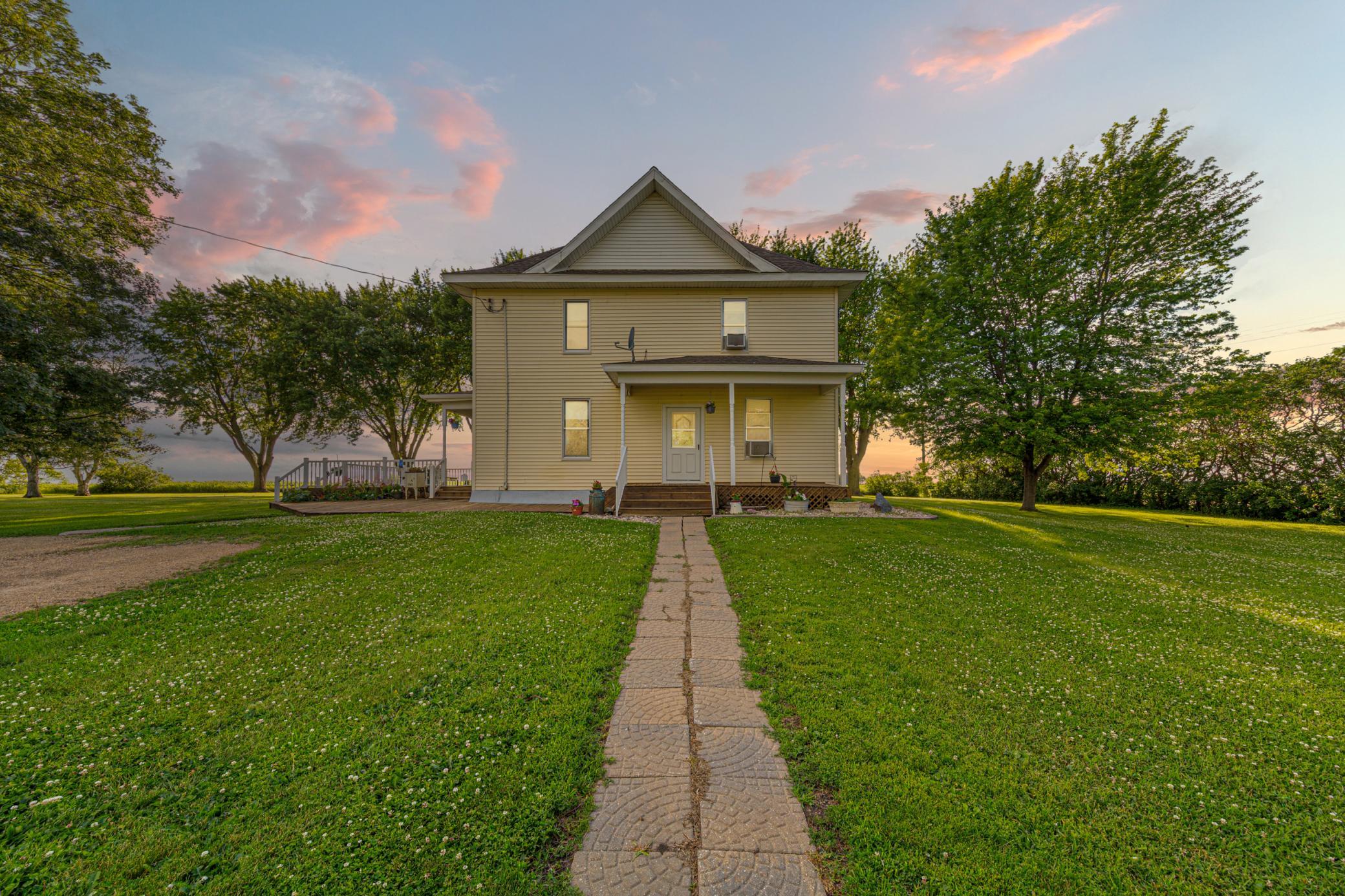 main property photo 3