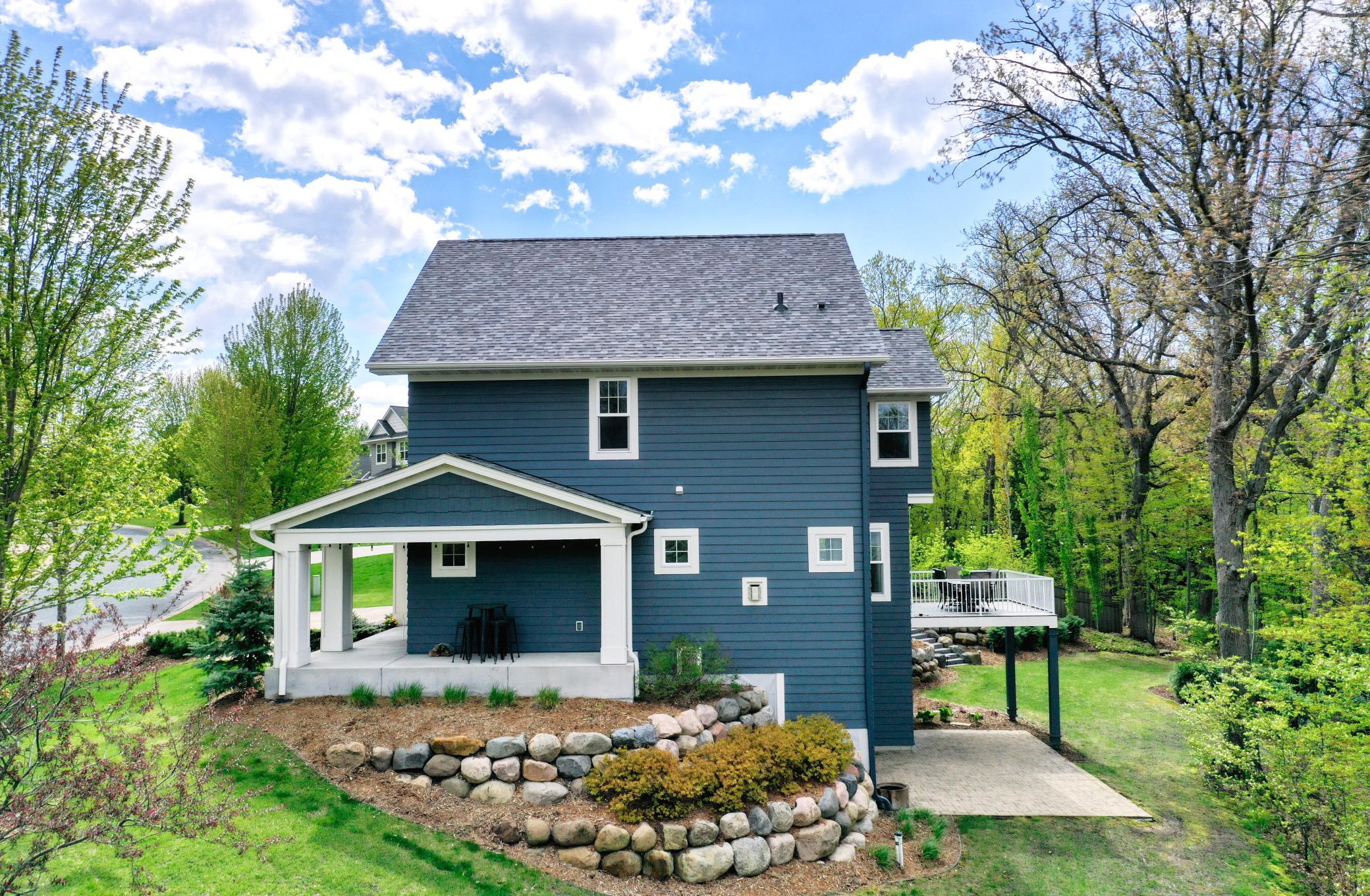 main property photo 14