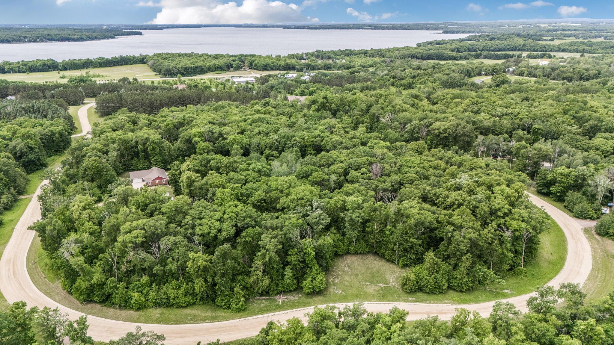 main property photo 10