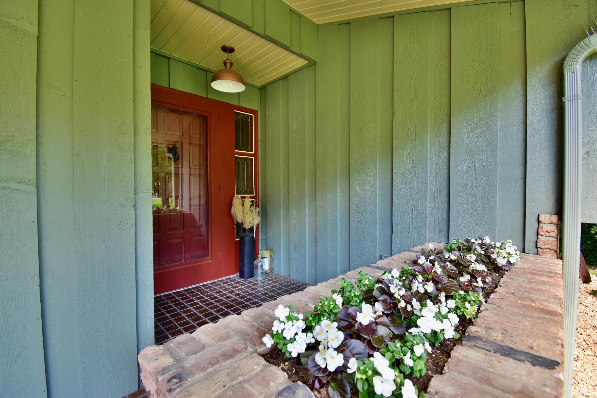 main property photo 59