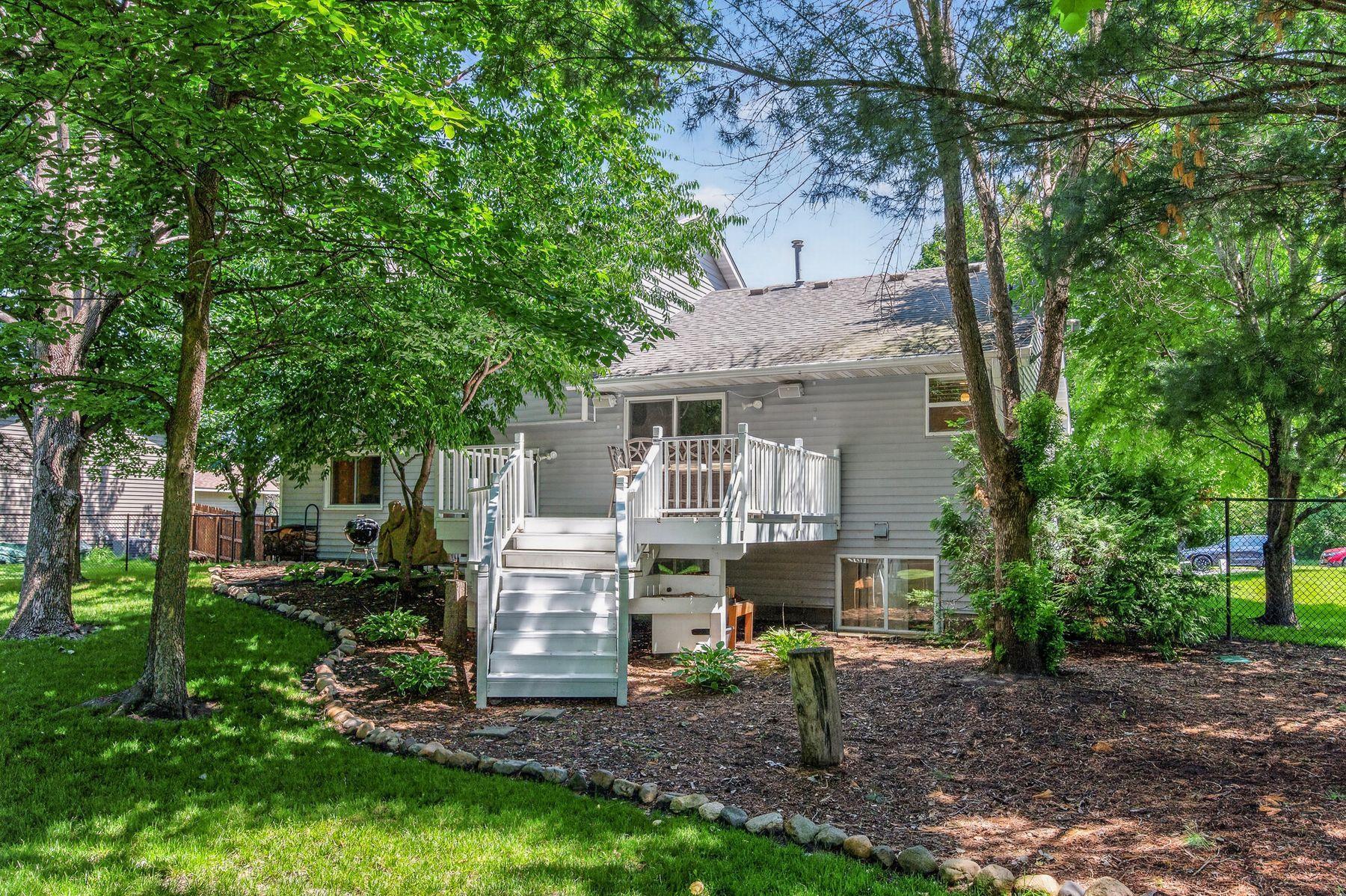 main property photo 30
