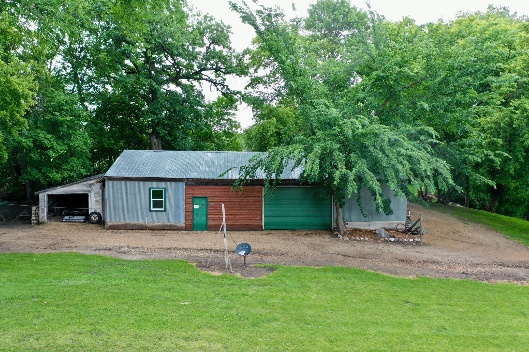 main property photo 2