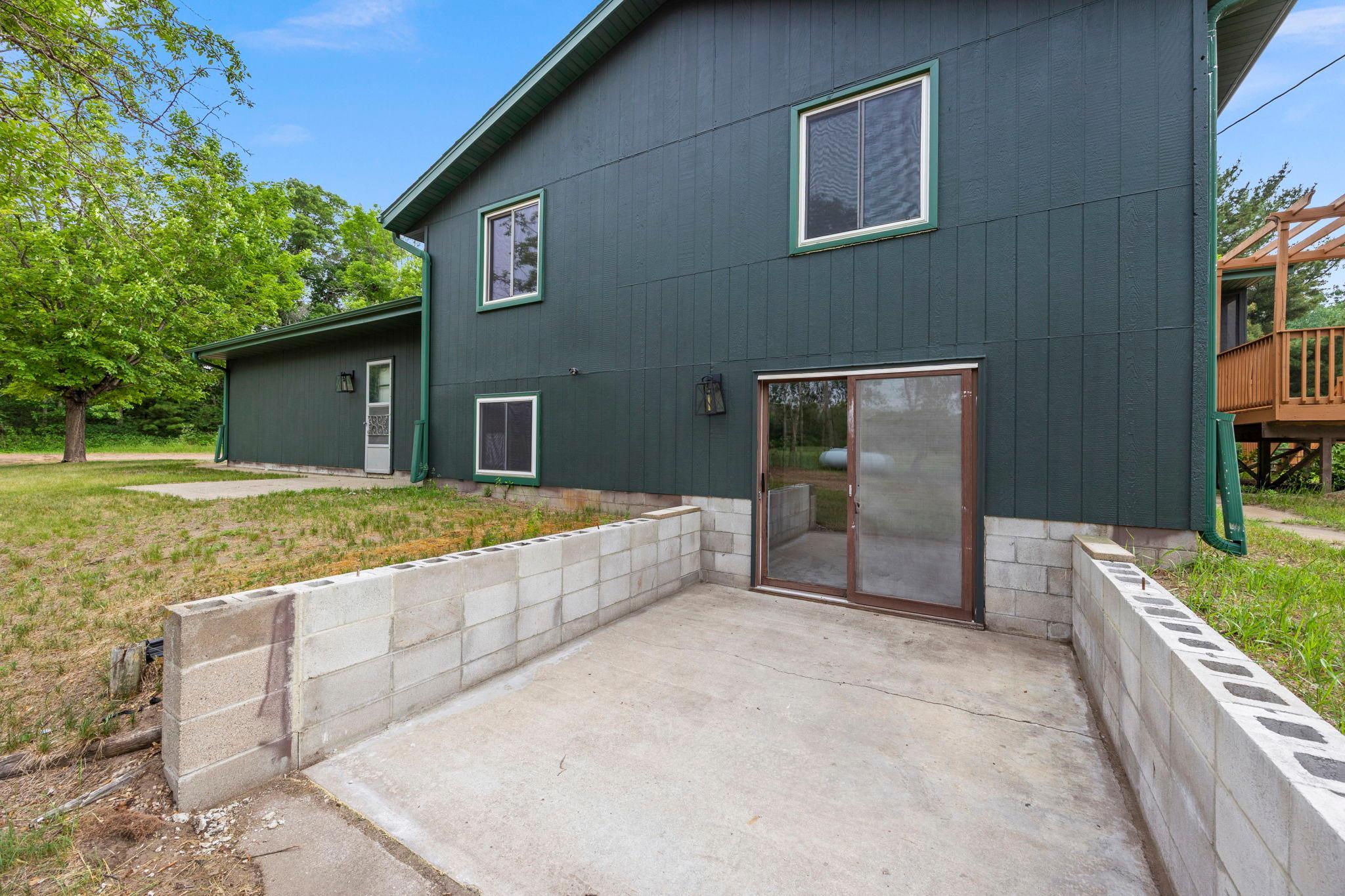 main property photo 44