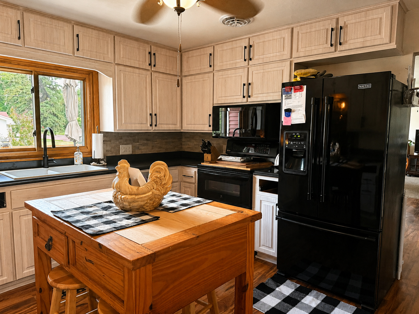 main property photo 8