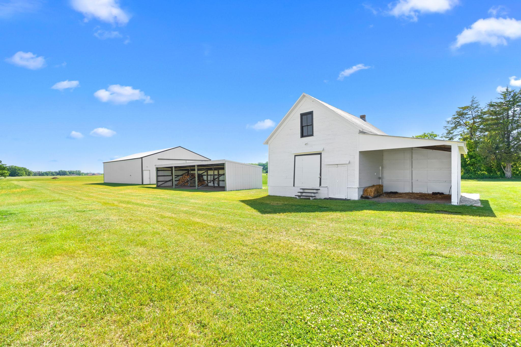 main property photo 39