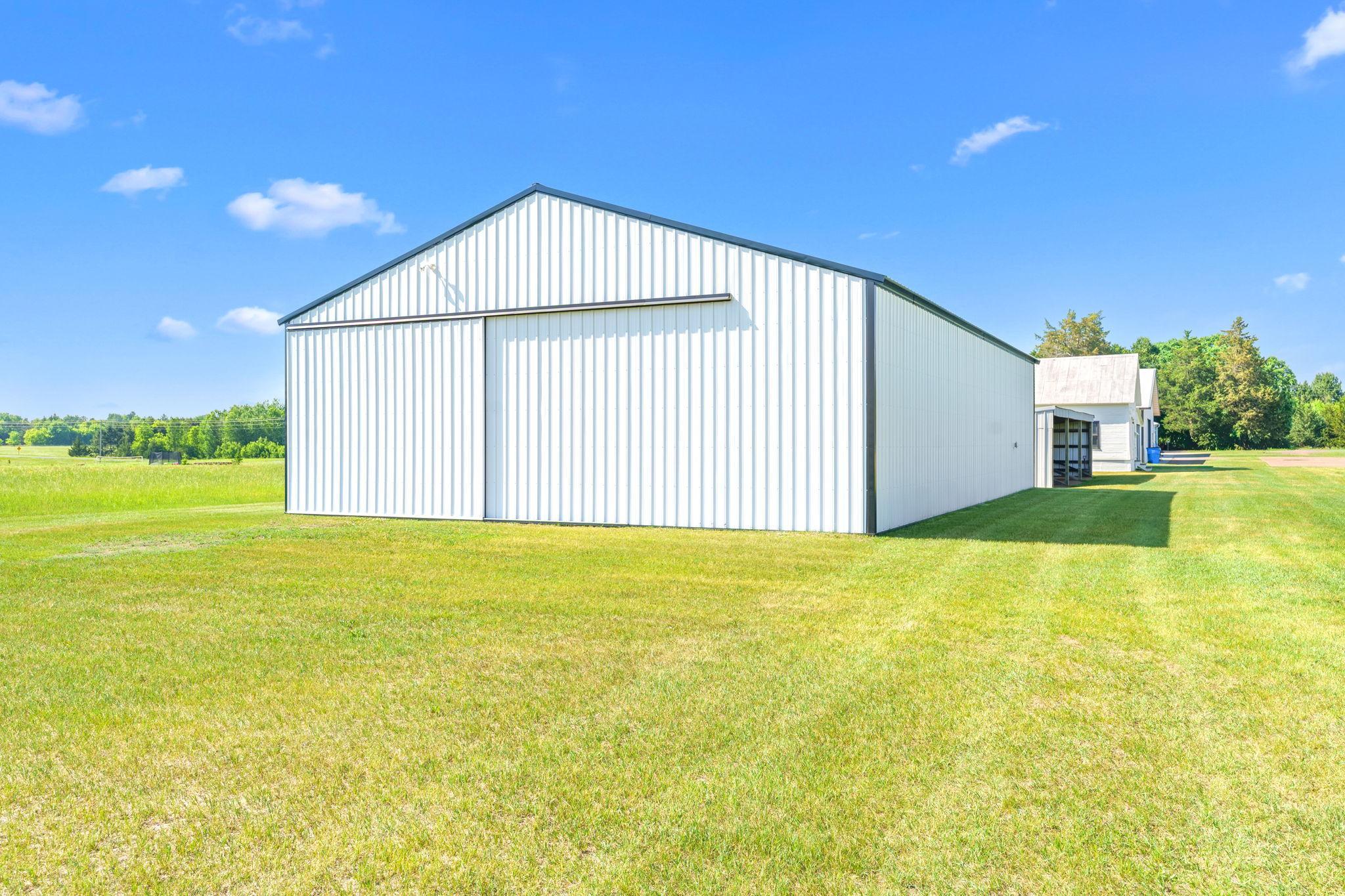 main property photo 43