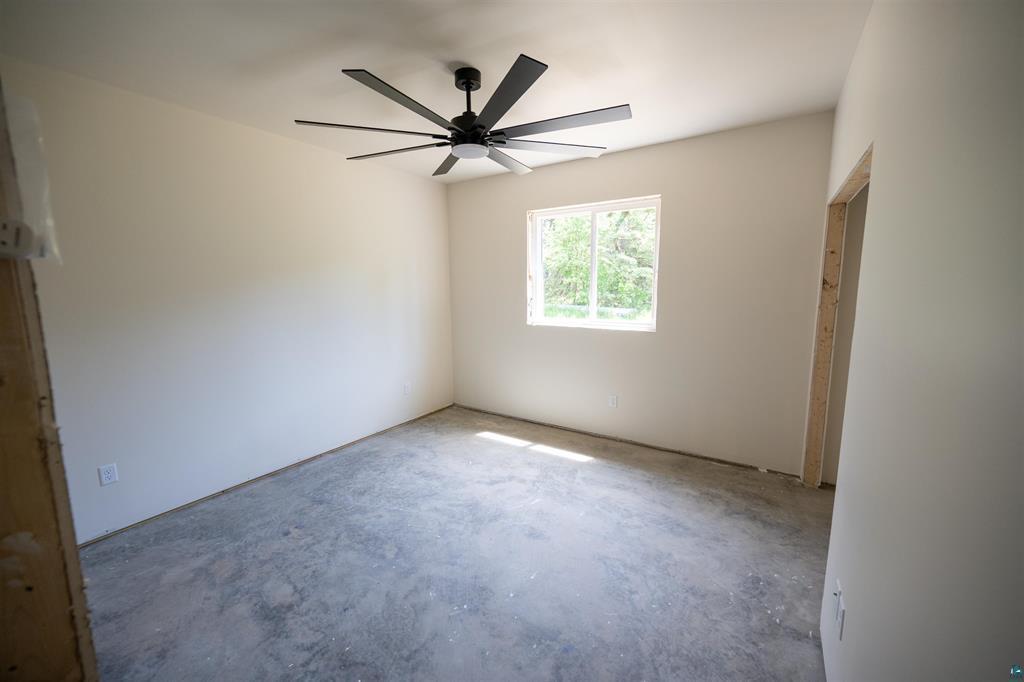 main property photo 70