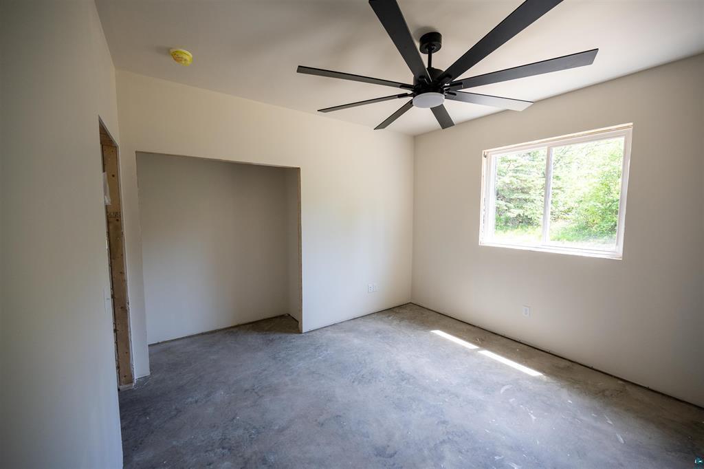 main property photo 71