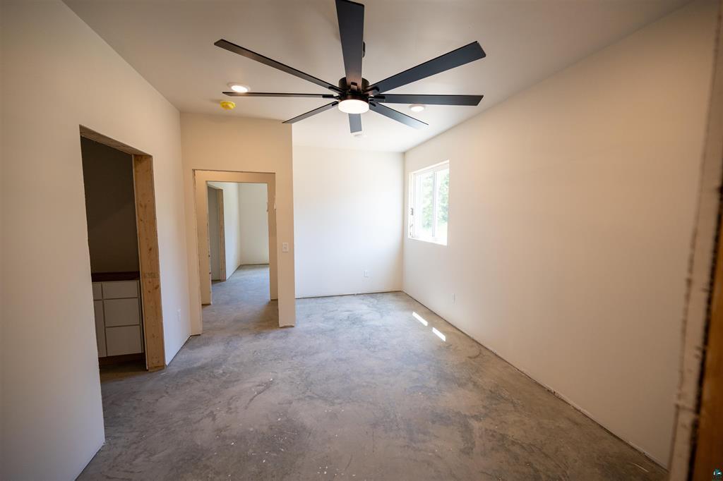 main property photo 82