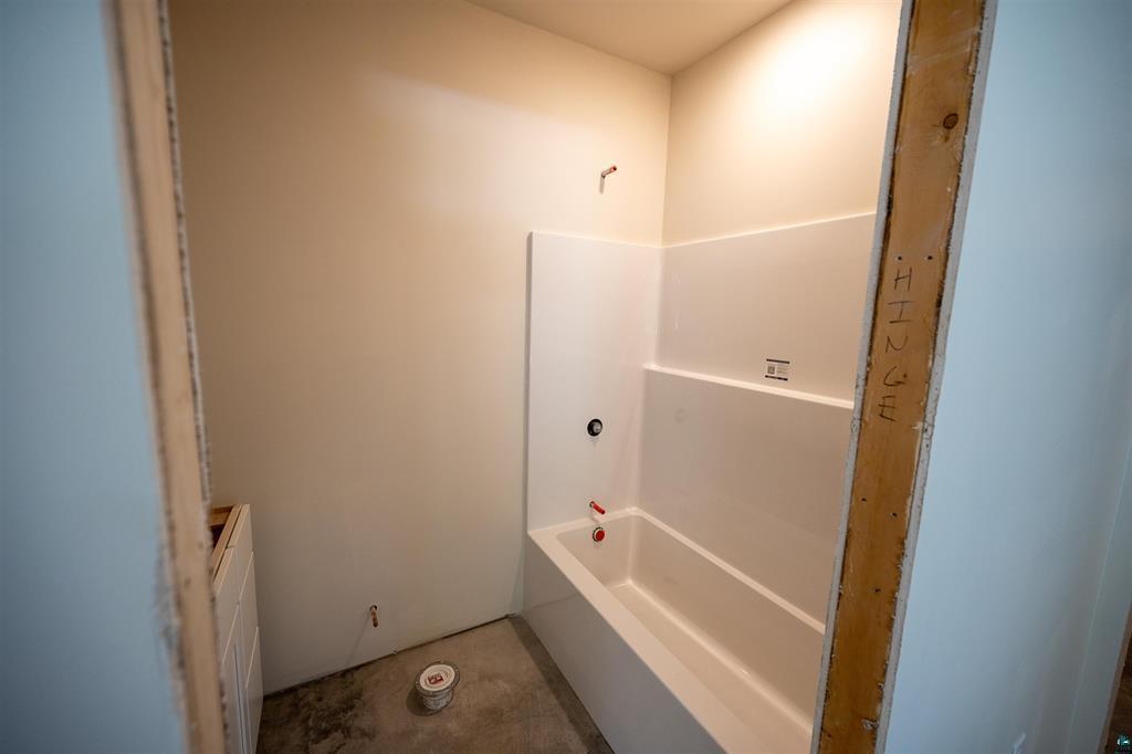 main property photo 87