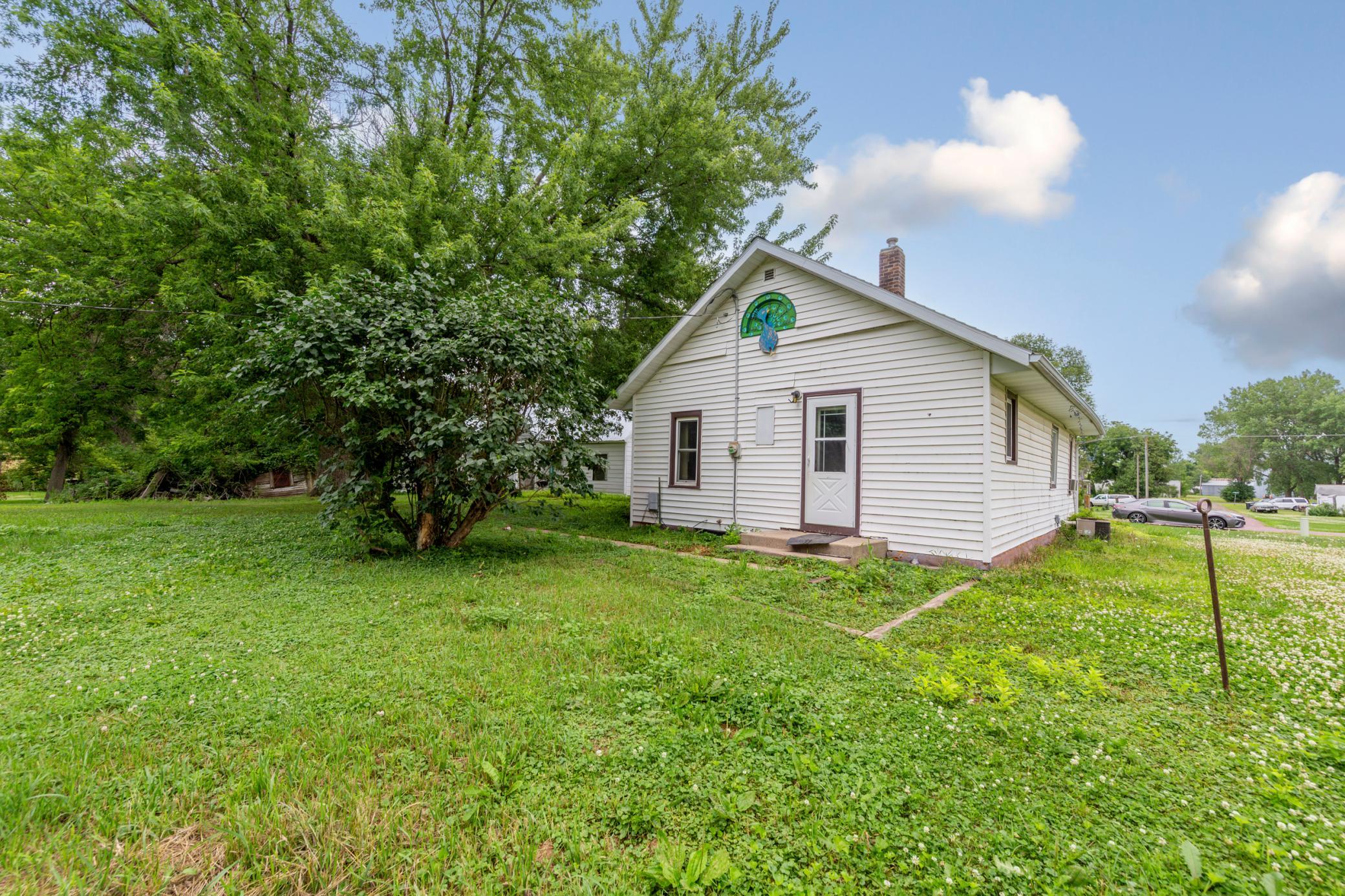 main property photo 18