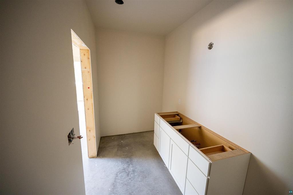 main property photo 66
