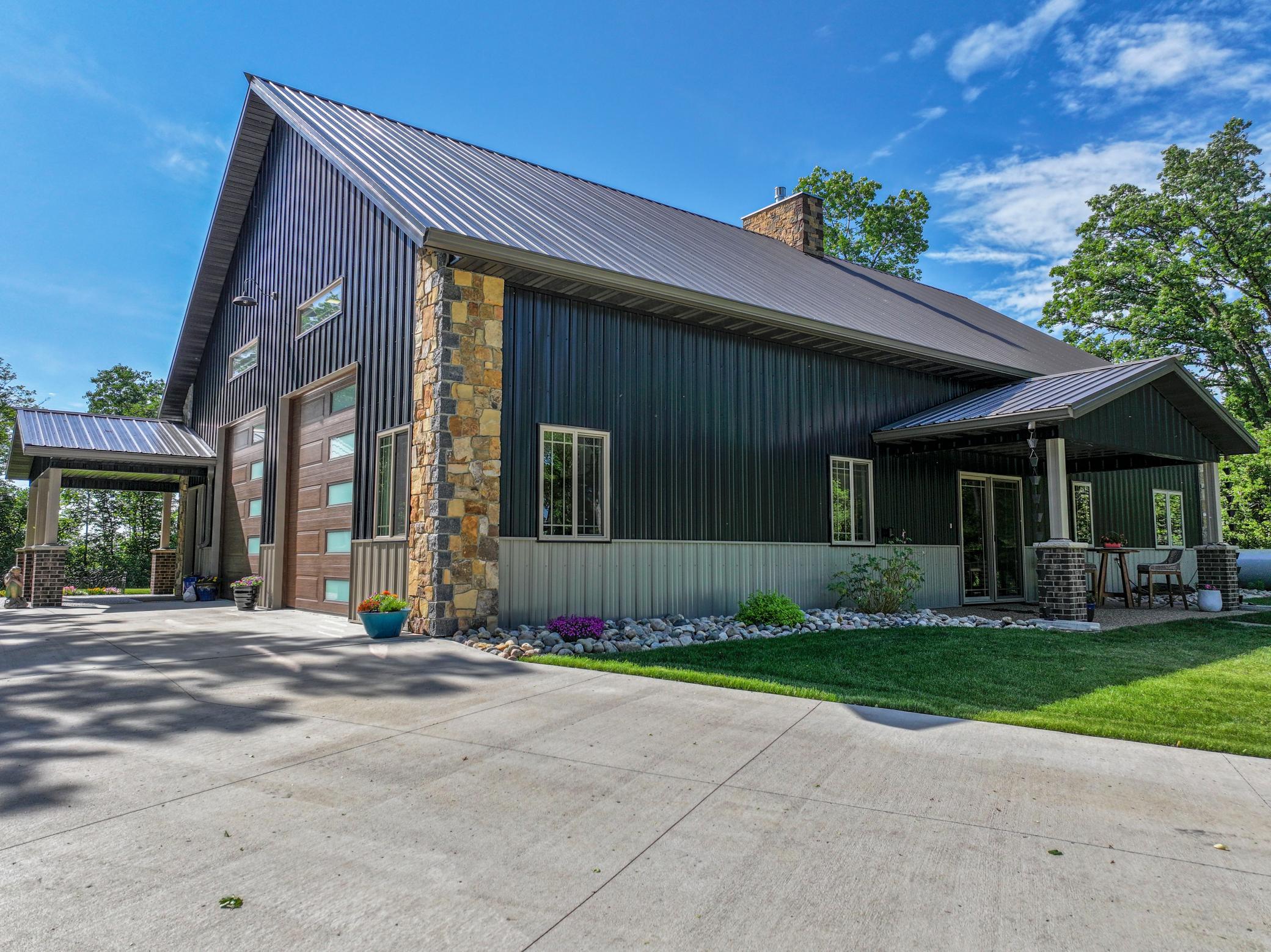 main property photo 50