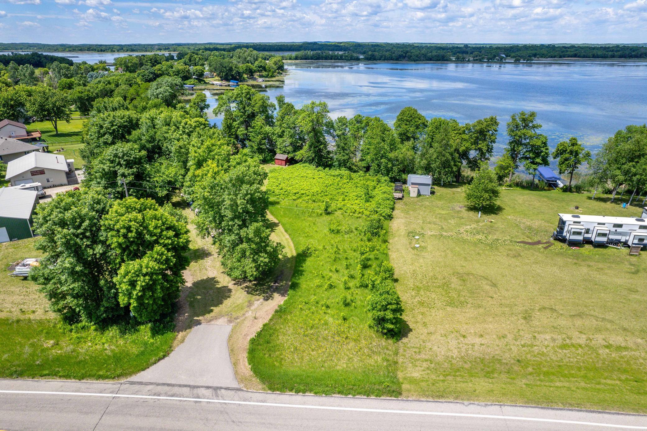 main property photo 10