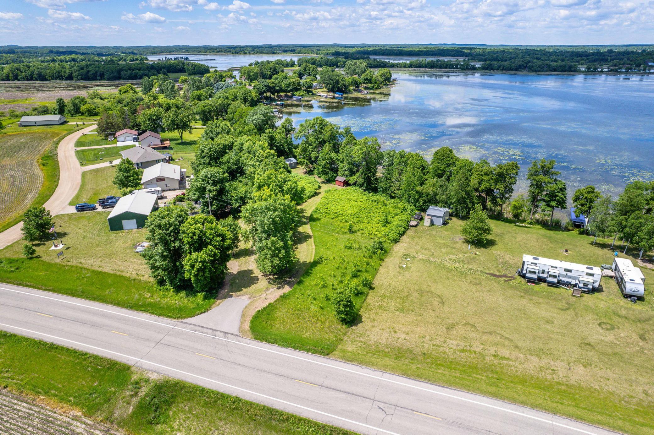 main property photo 11