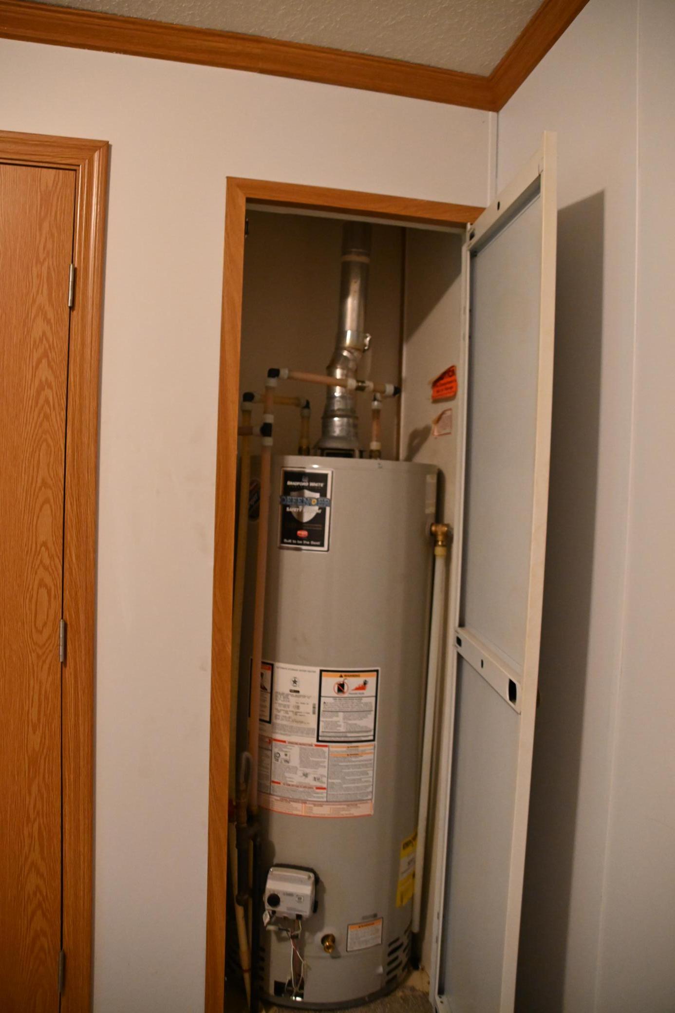 main property photo 30