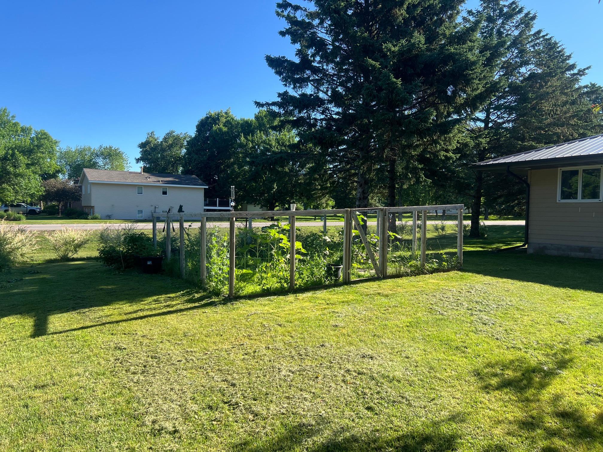 main property photo 43