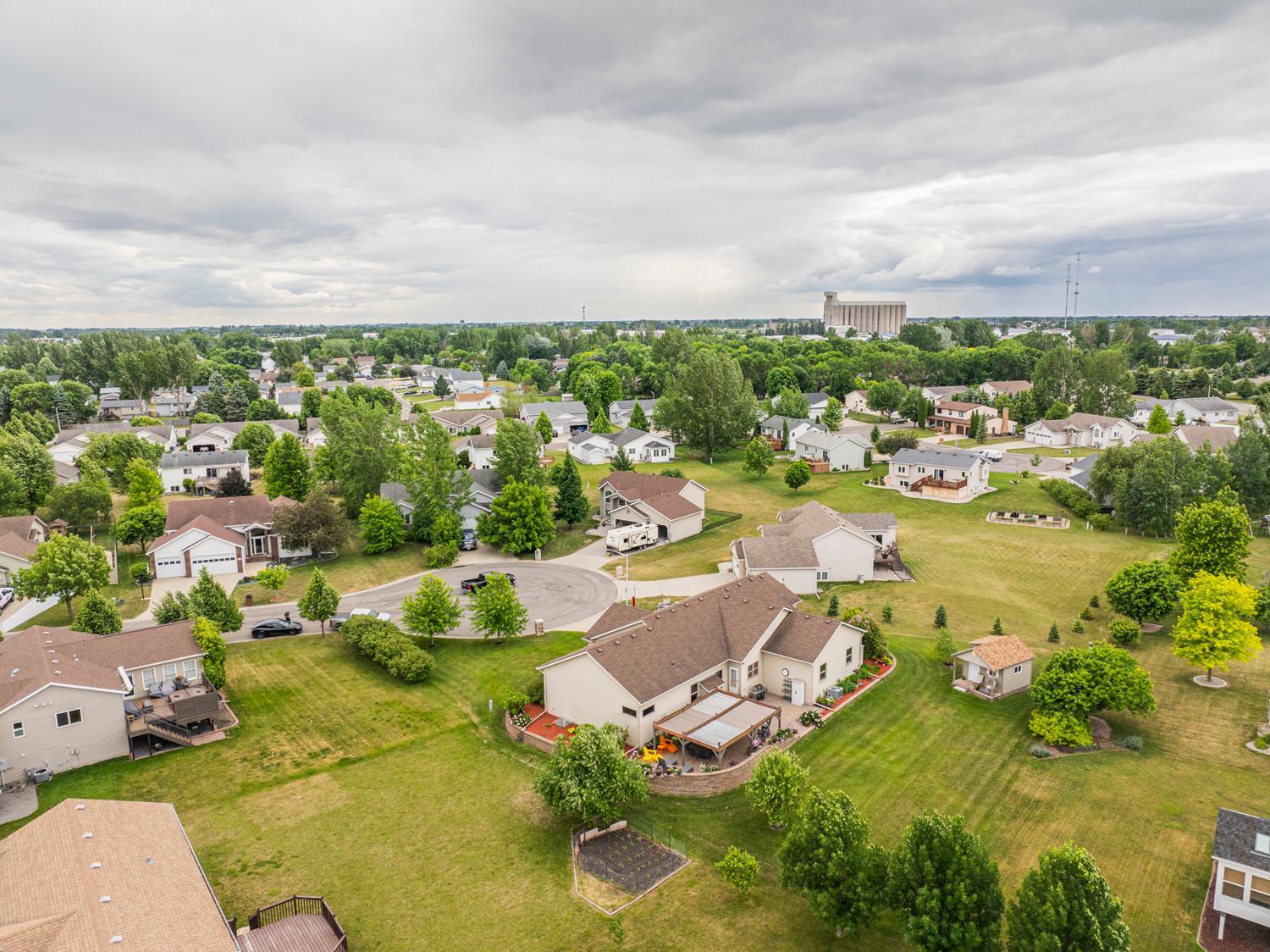 main property photo 41