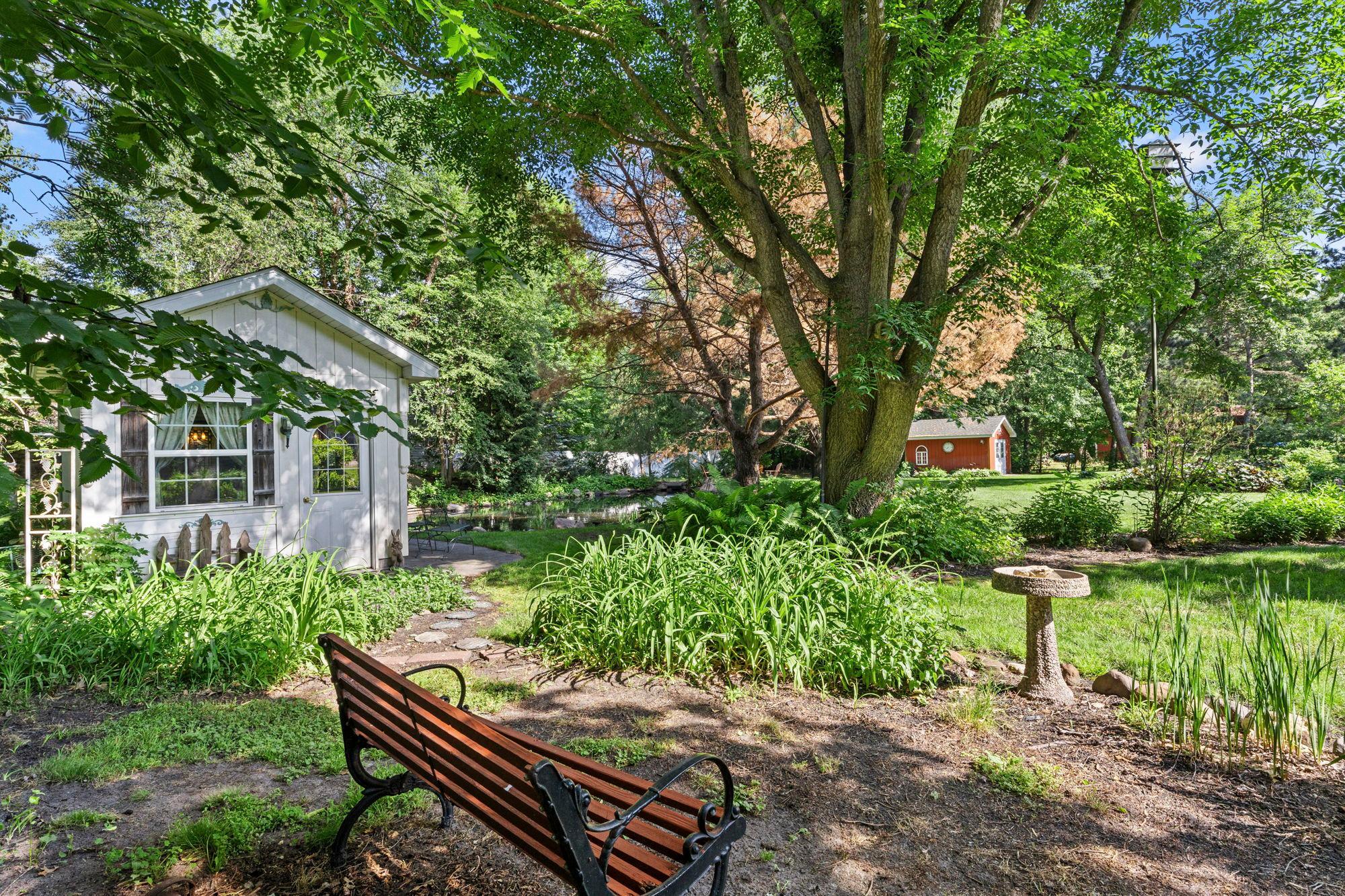 main property photo 40