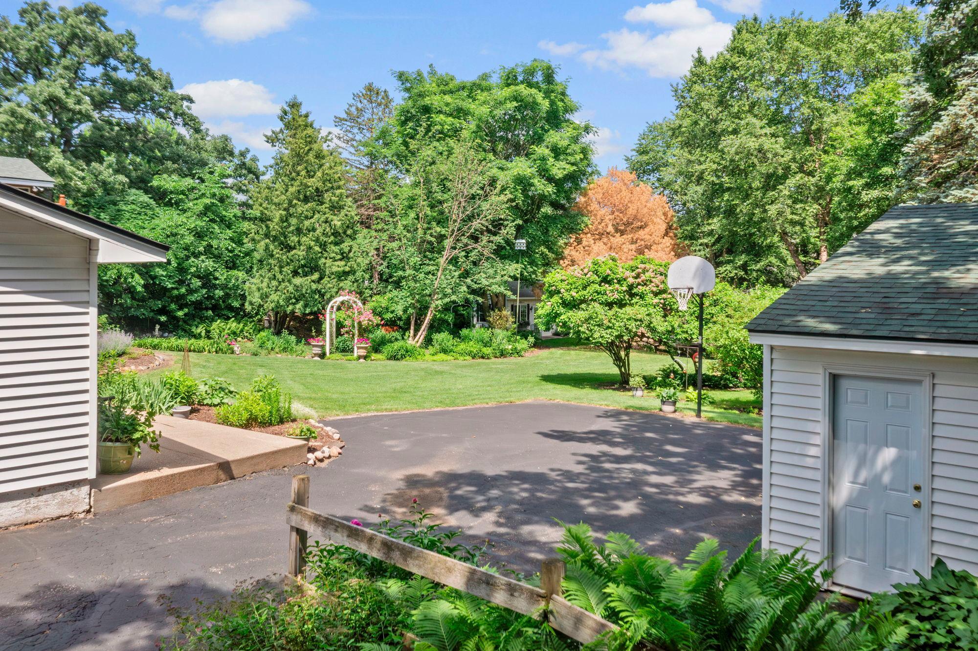 main property photo 59
